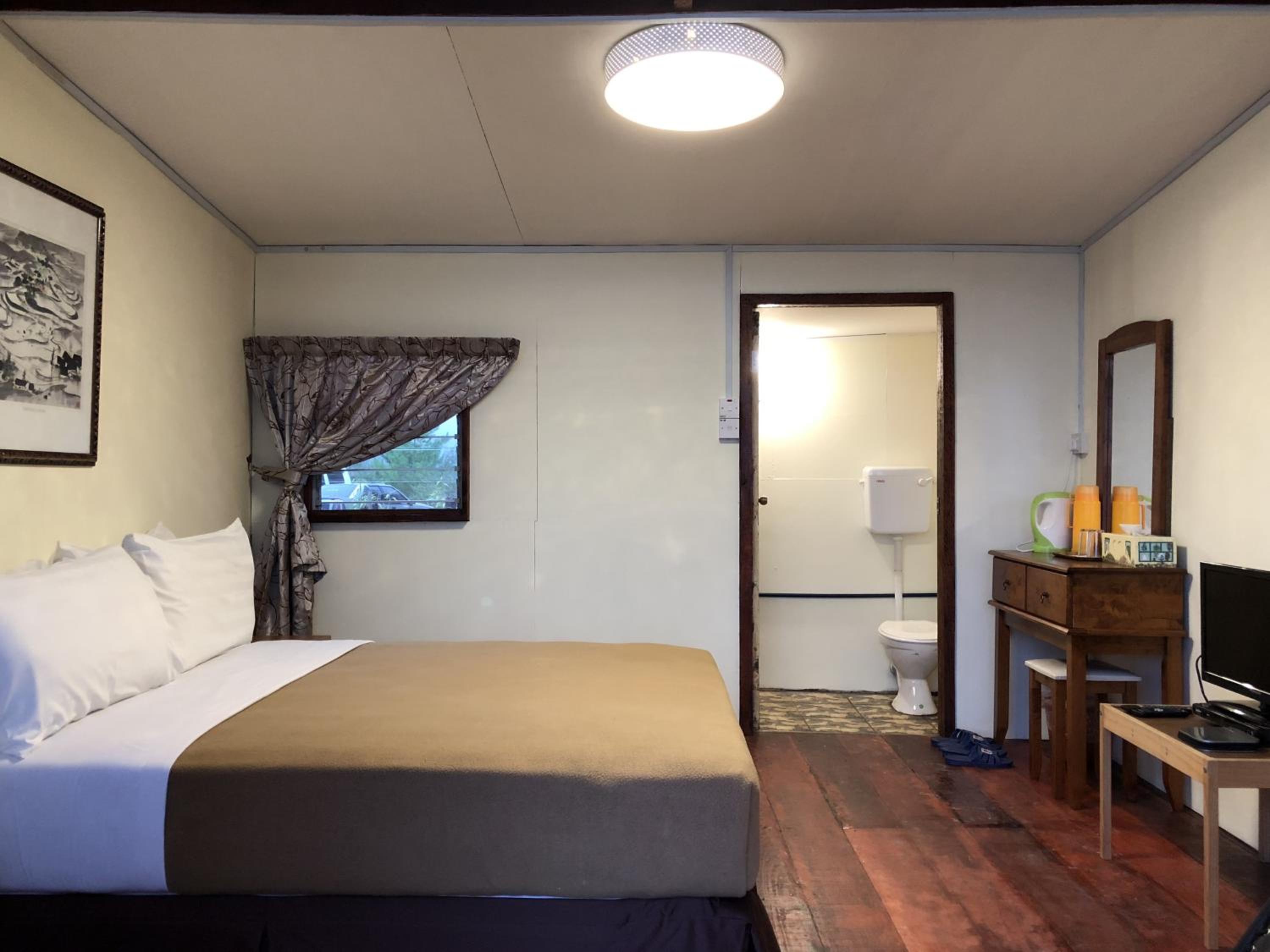 Deluxe Double Room Mountain View