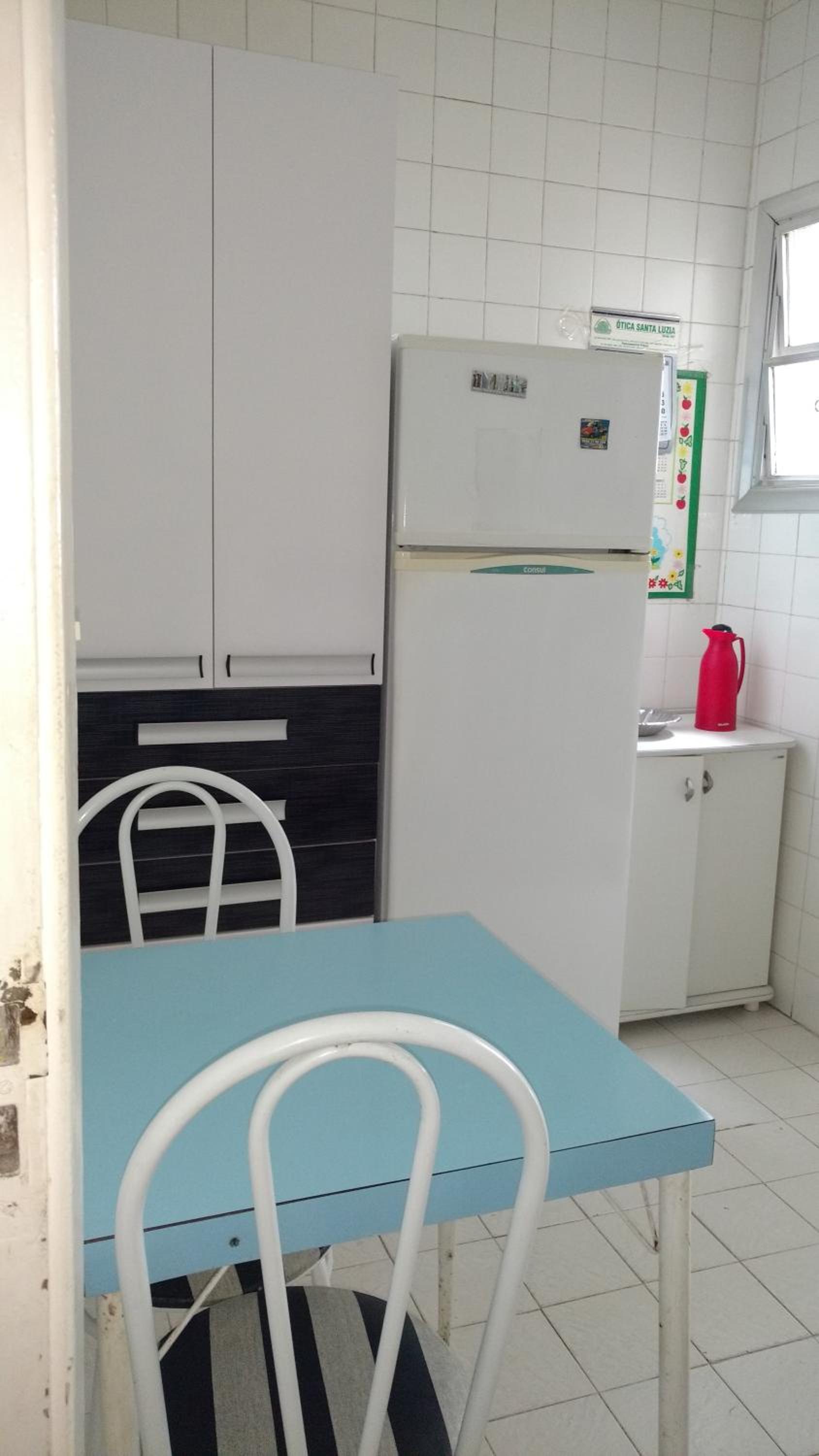 Two-Bedroom Apartment - Photo 2