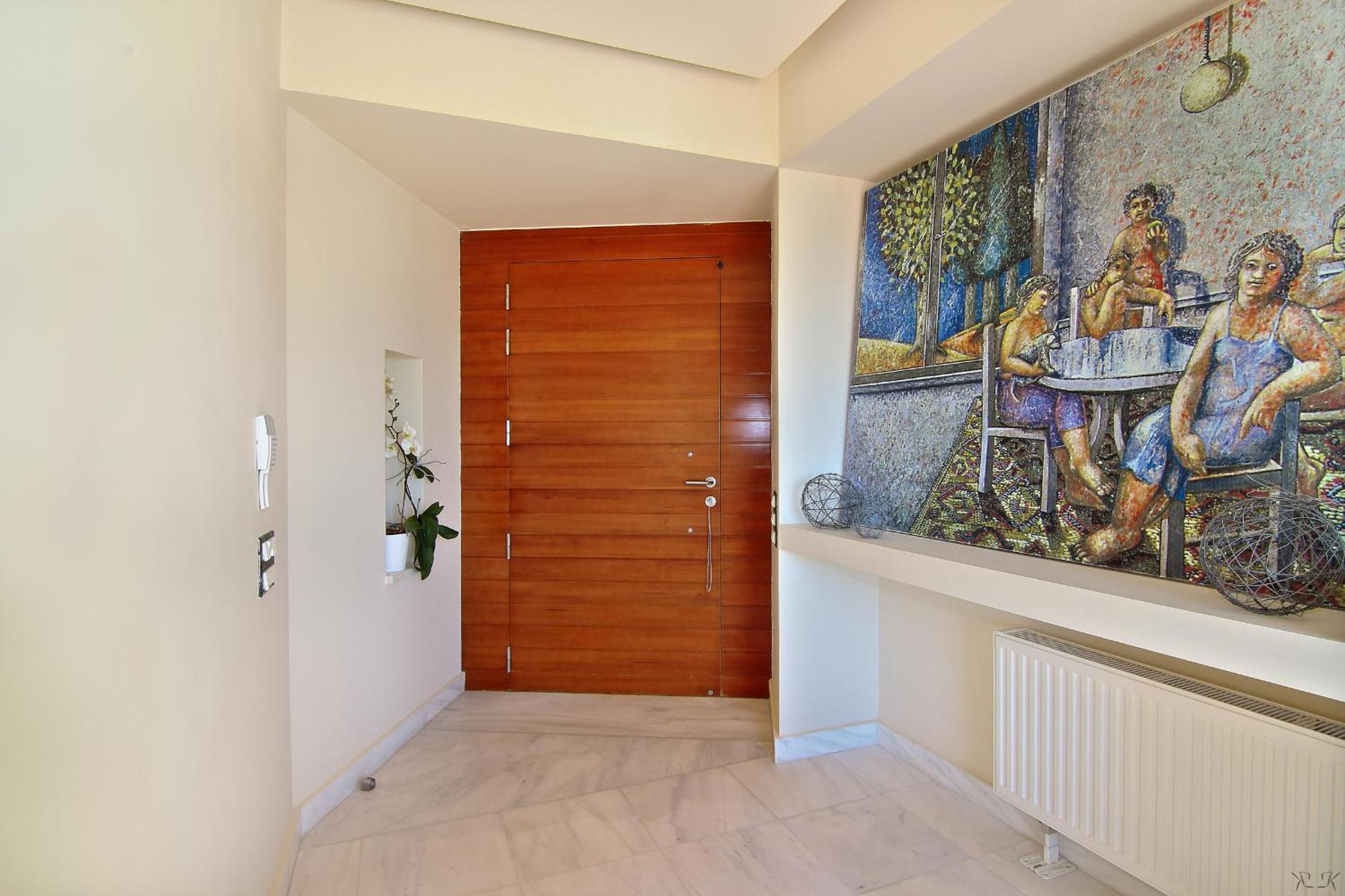 Four-Bedroom Villa with Private Pool and Sea View - Photo 25