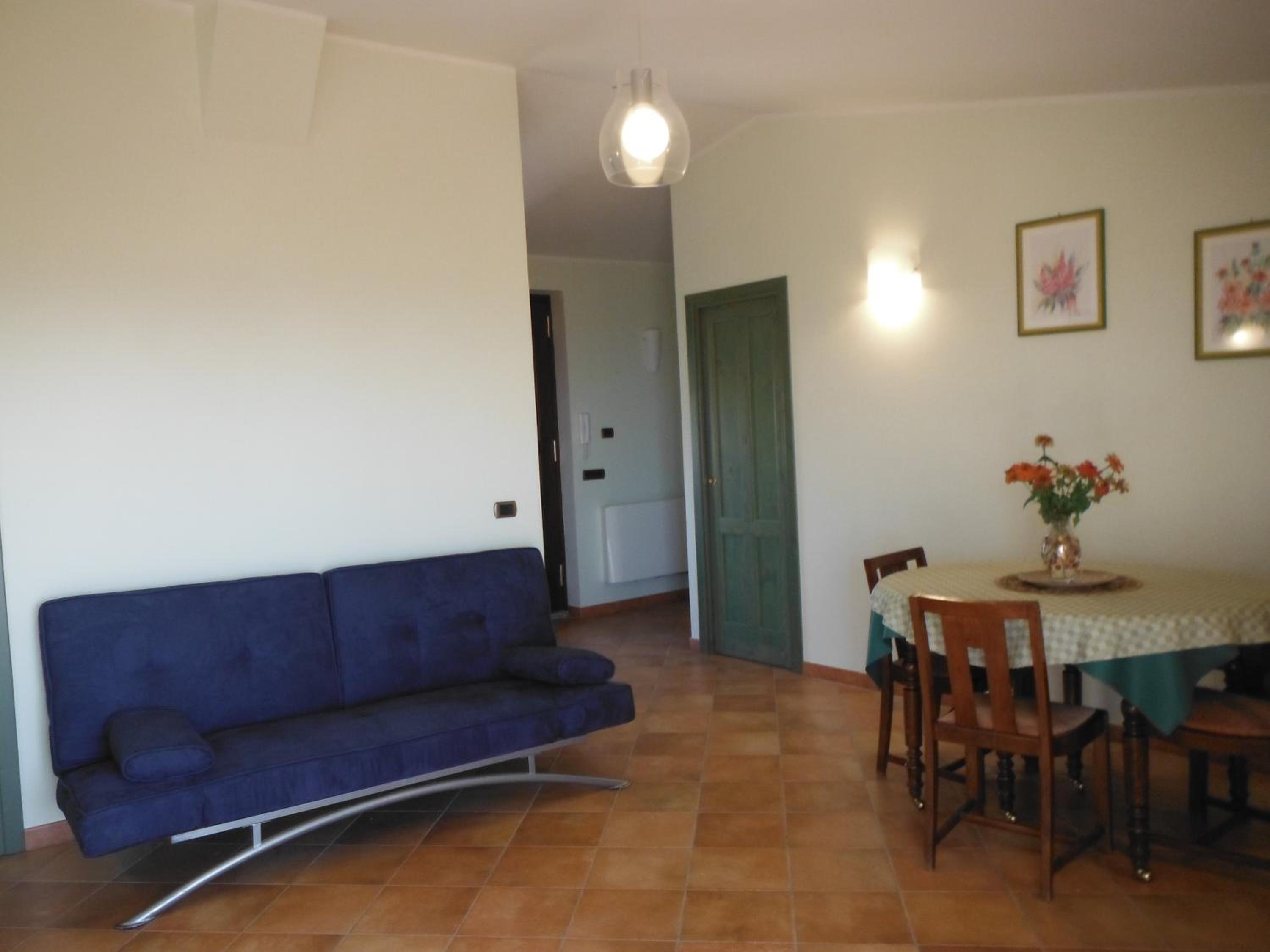 Two-Bedroom Apartment - Photo 6