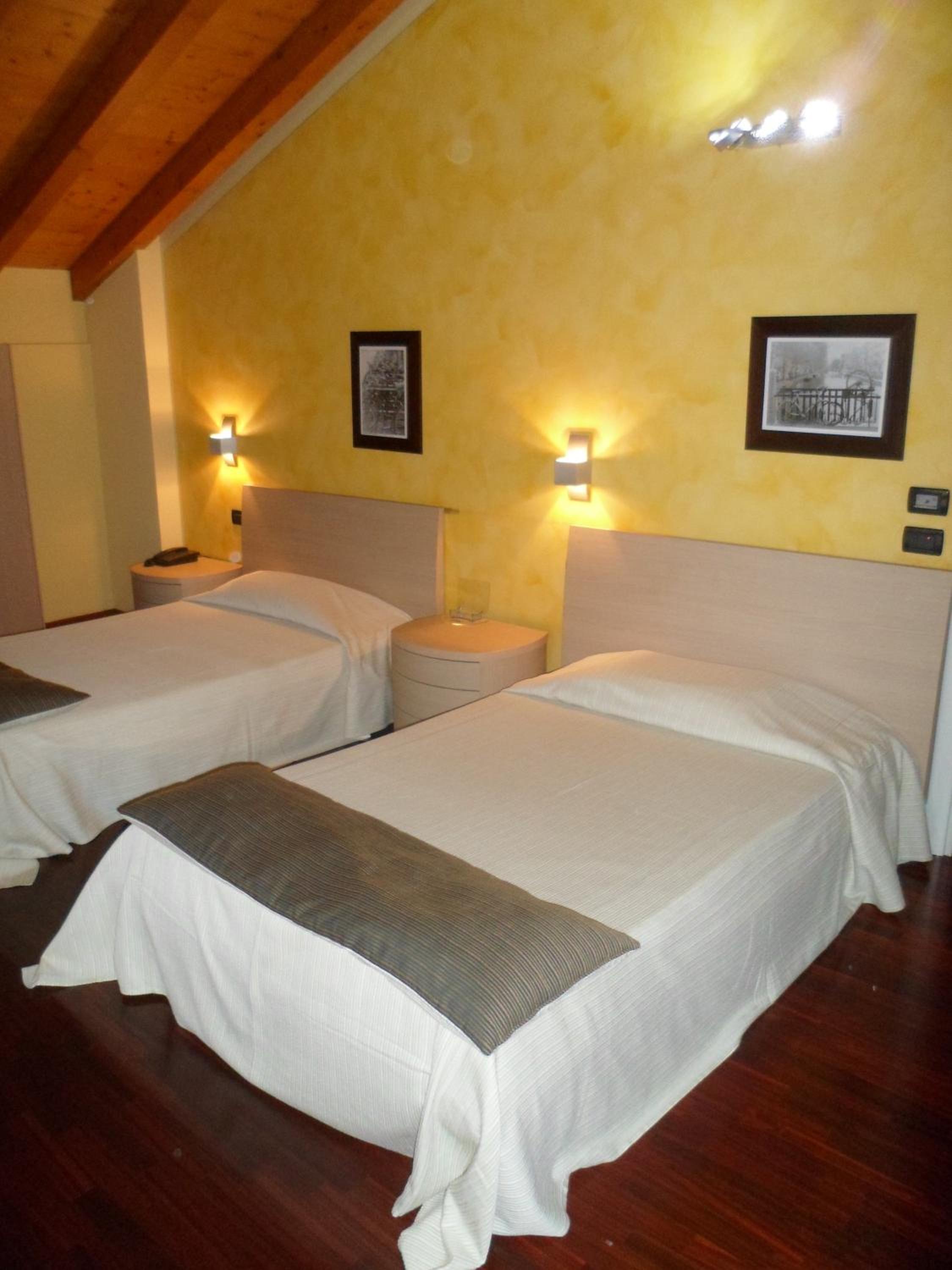 Triple Room photo 1