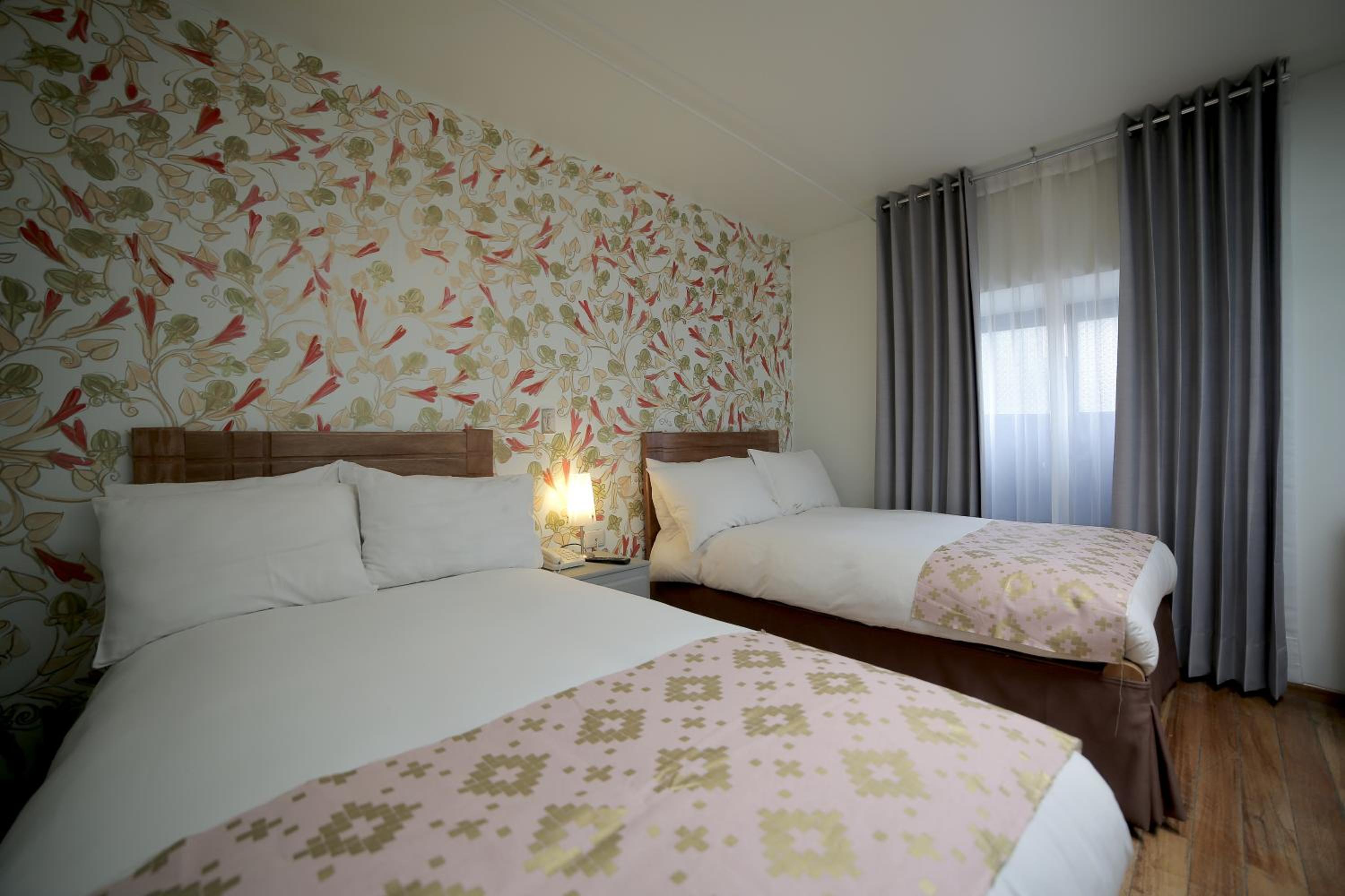 Triple Room - Photo 1