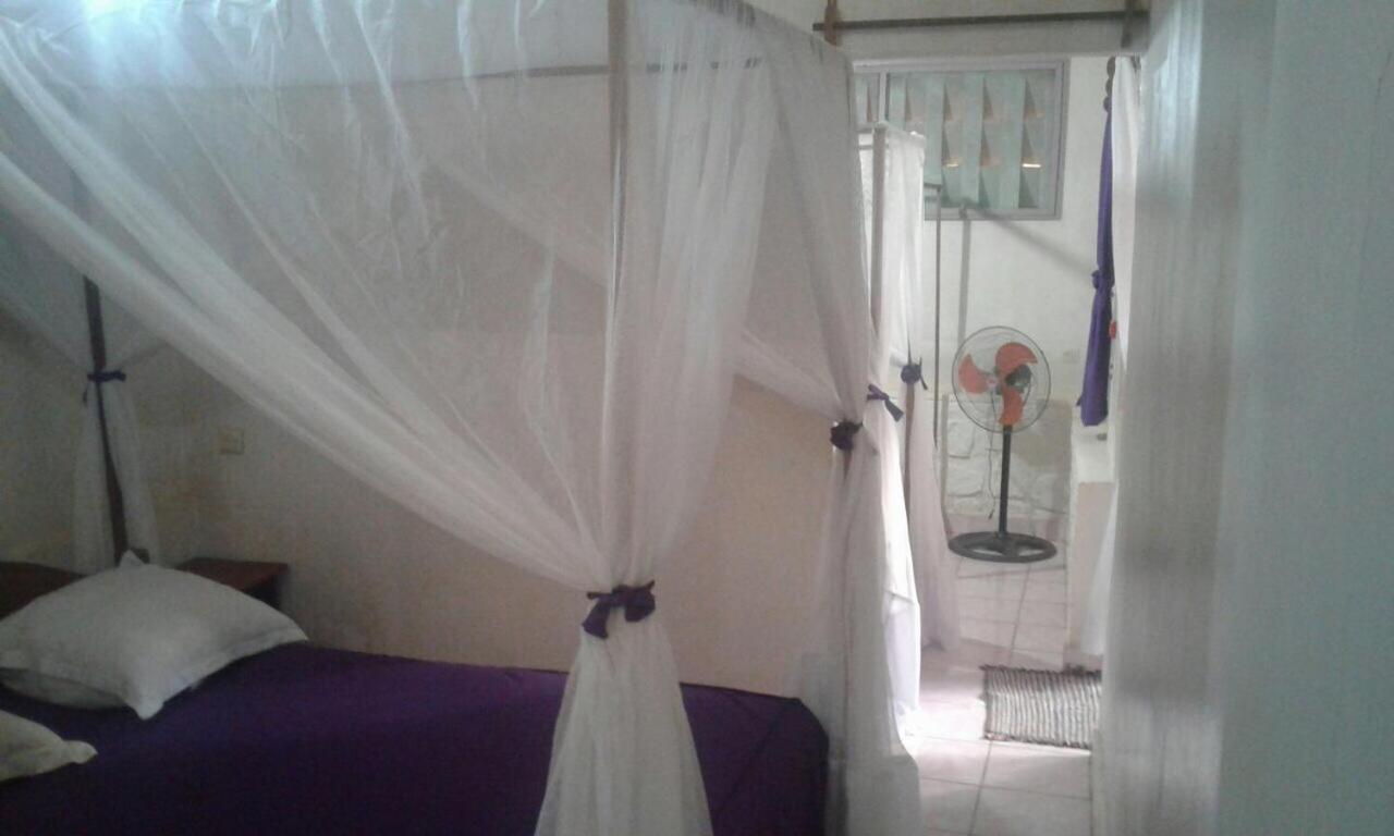 Family Bungalow with Aircon photo 2