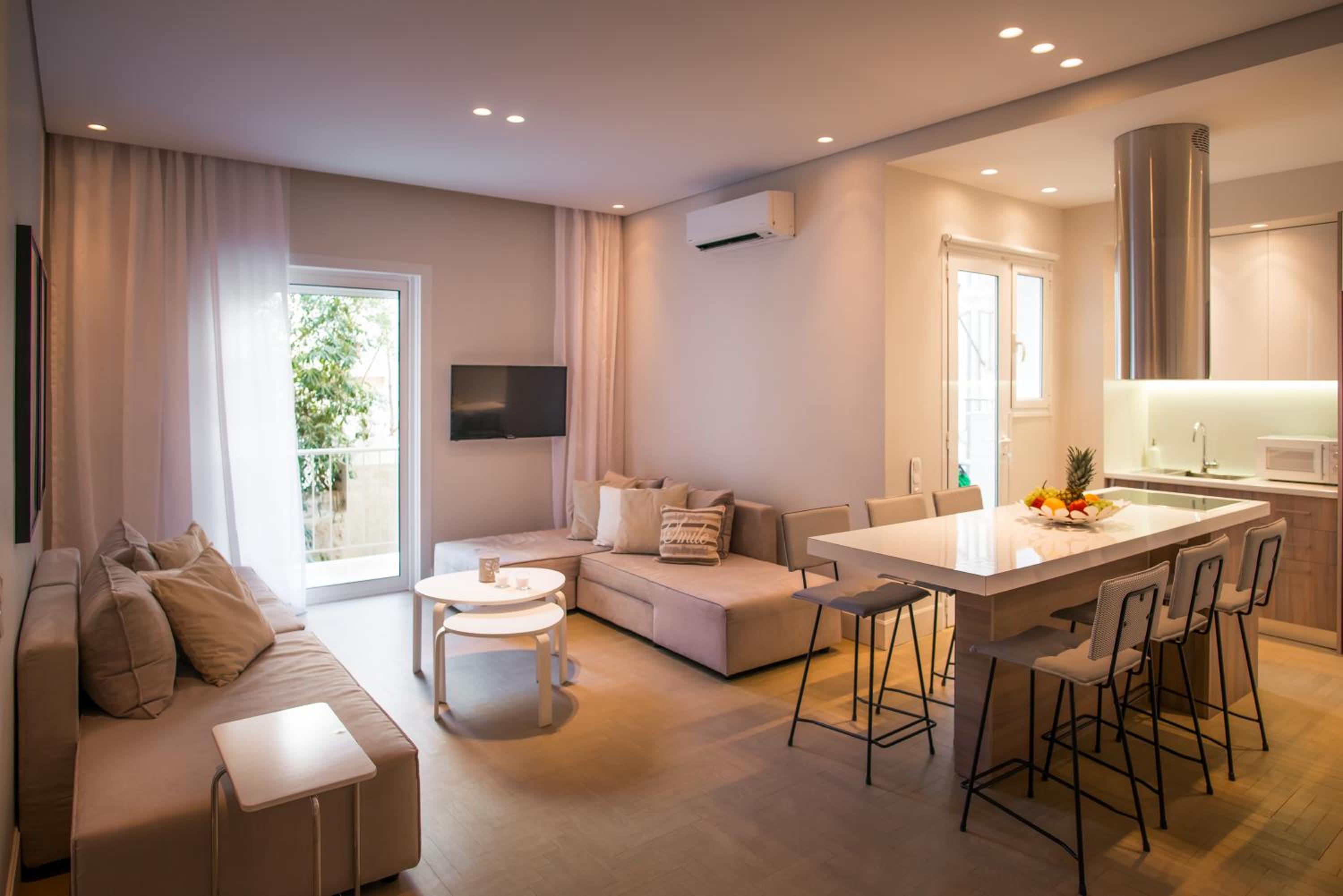 Deluxe Apartment