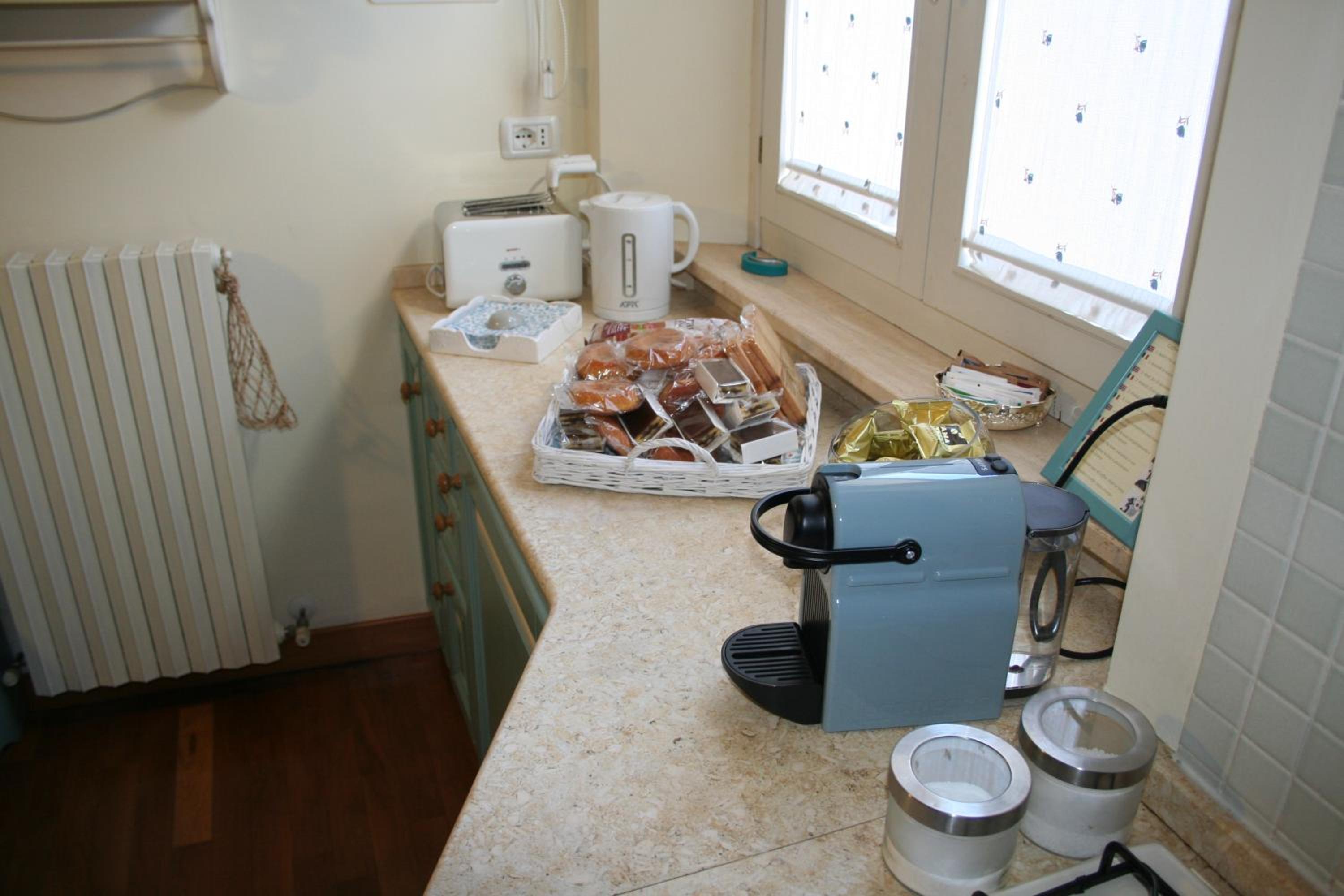 Deluxe Apartment photo 2