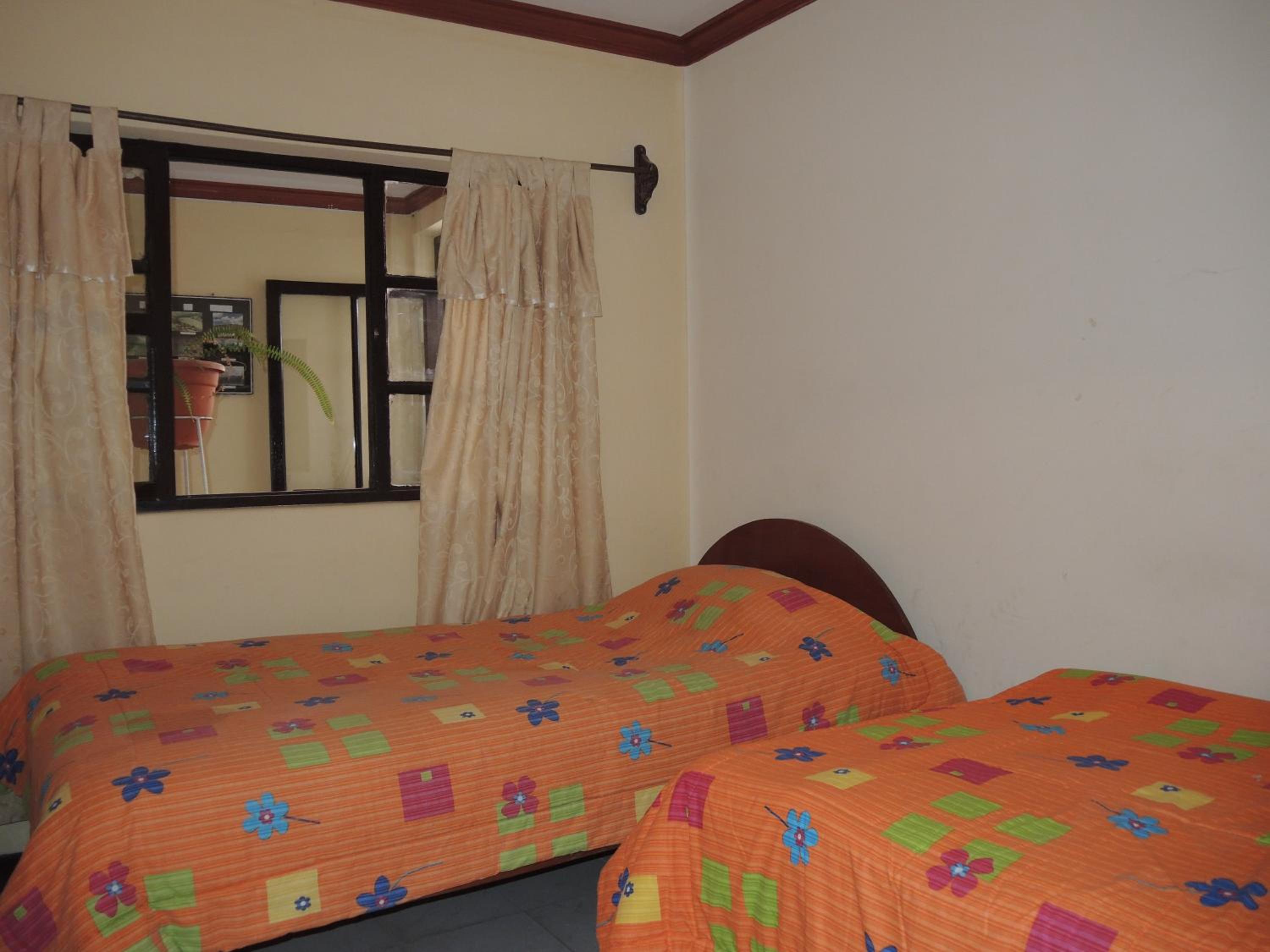Triple Room with Shared Bathroom photo 3