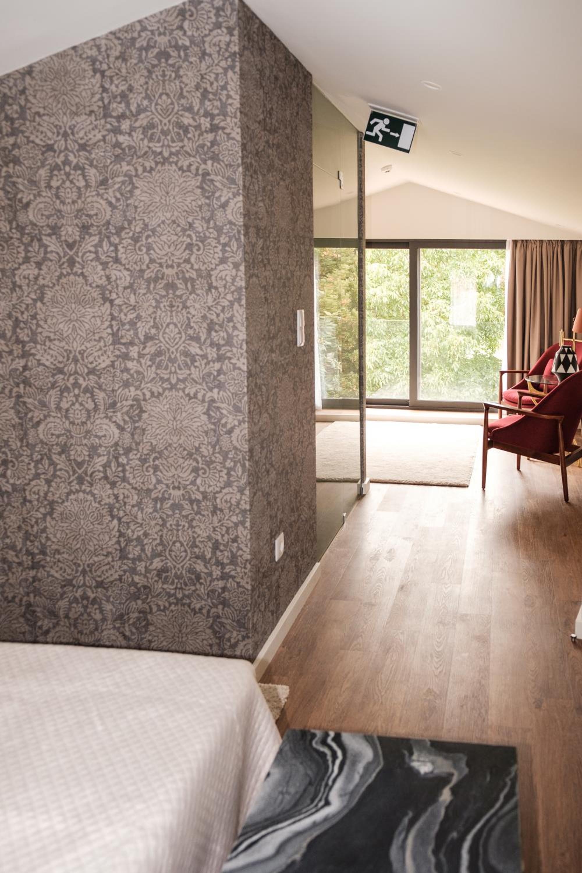 Junior Suite with Garden View - Photo 10