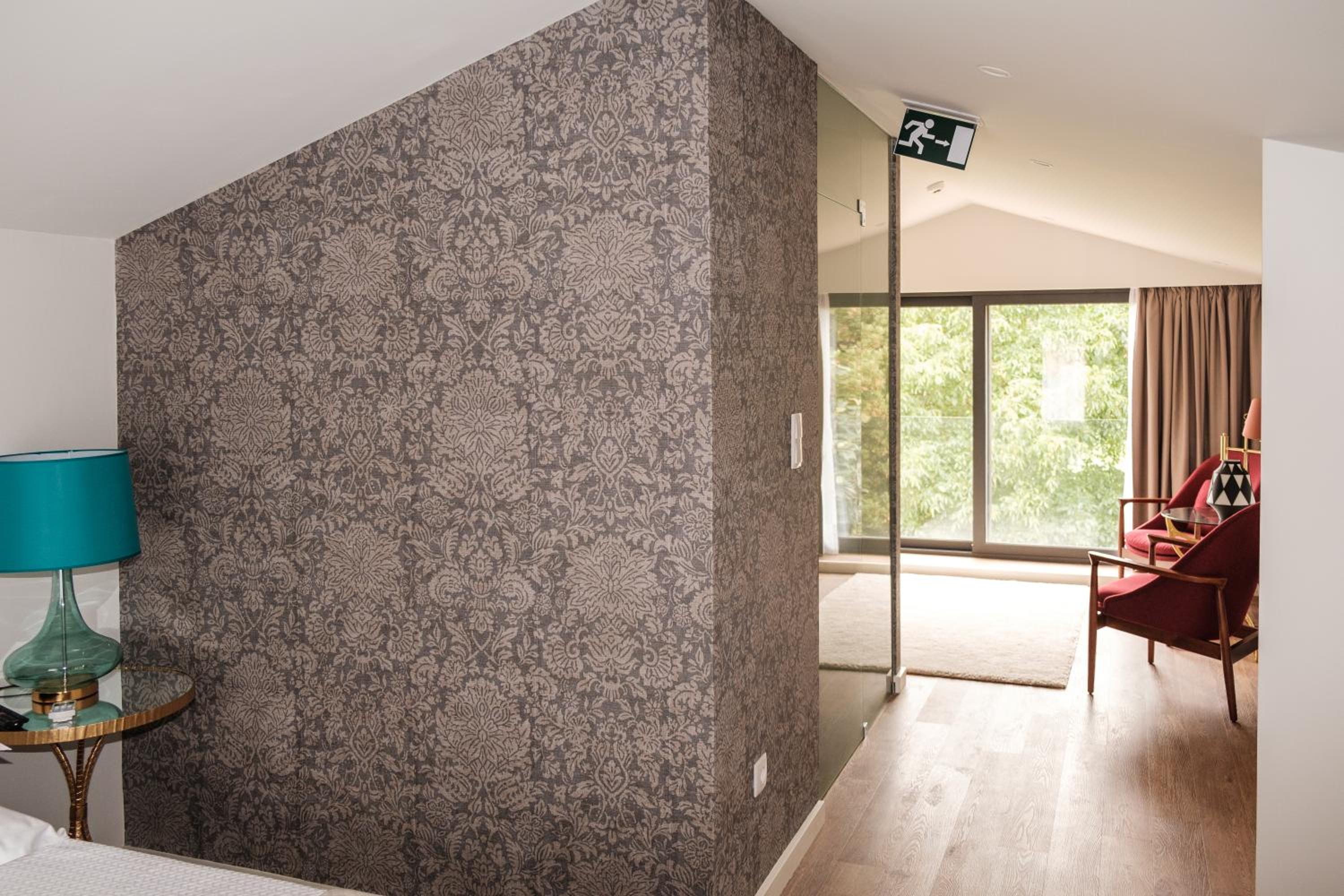 Junior Suite with Garden View - Photo 11