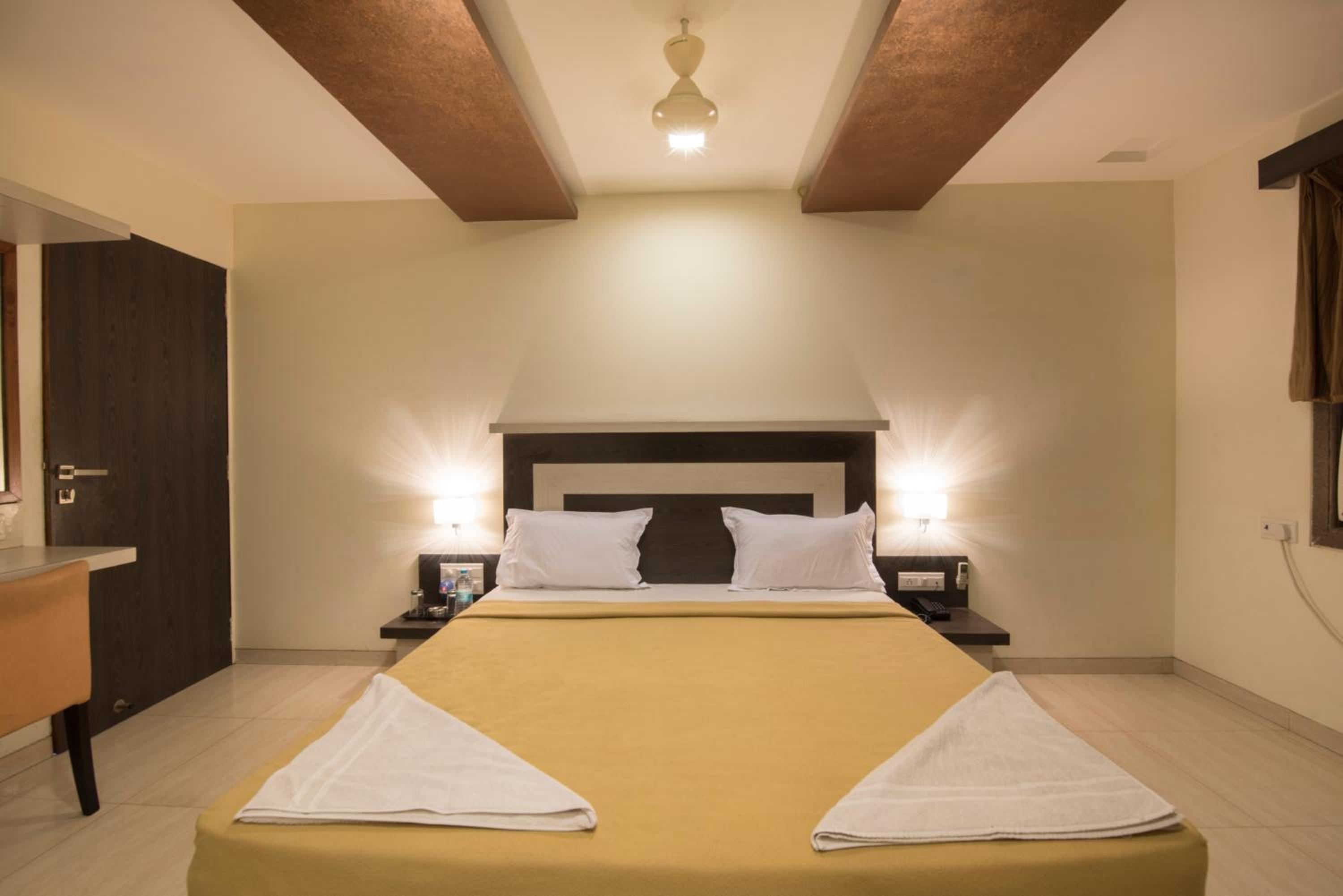 Superior King Room photo 3