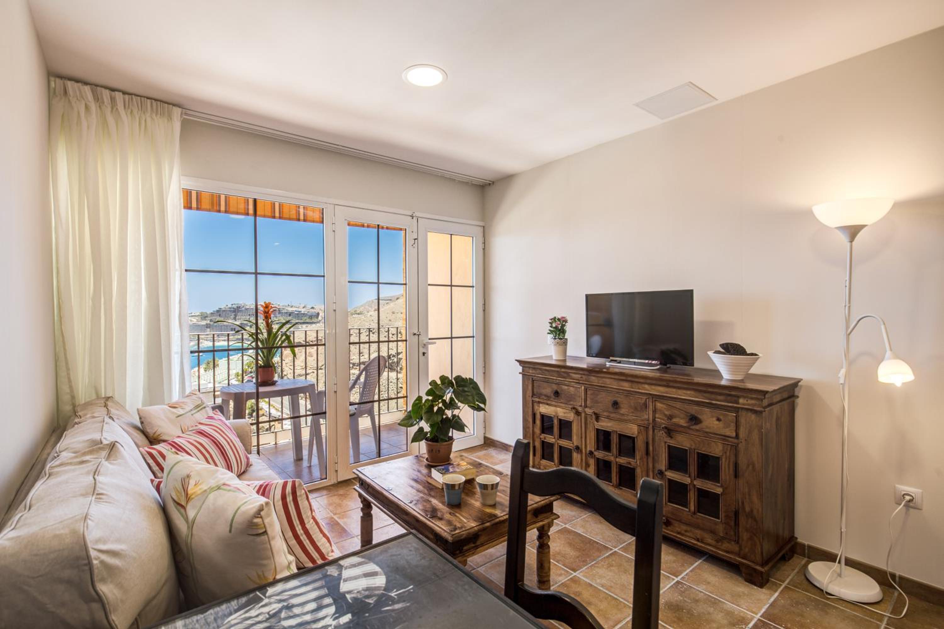 Apartamento de un dormitorio (2 adultos) con vista al mar