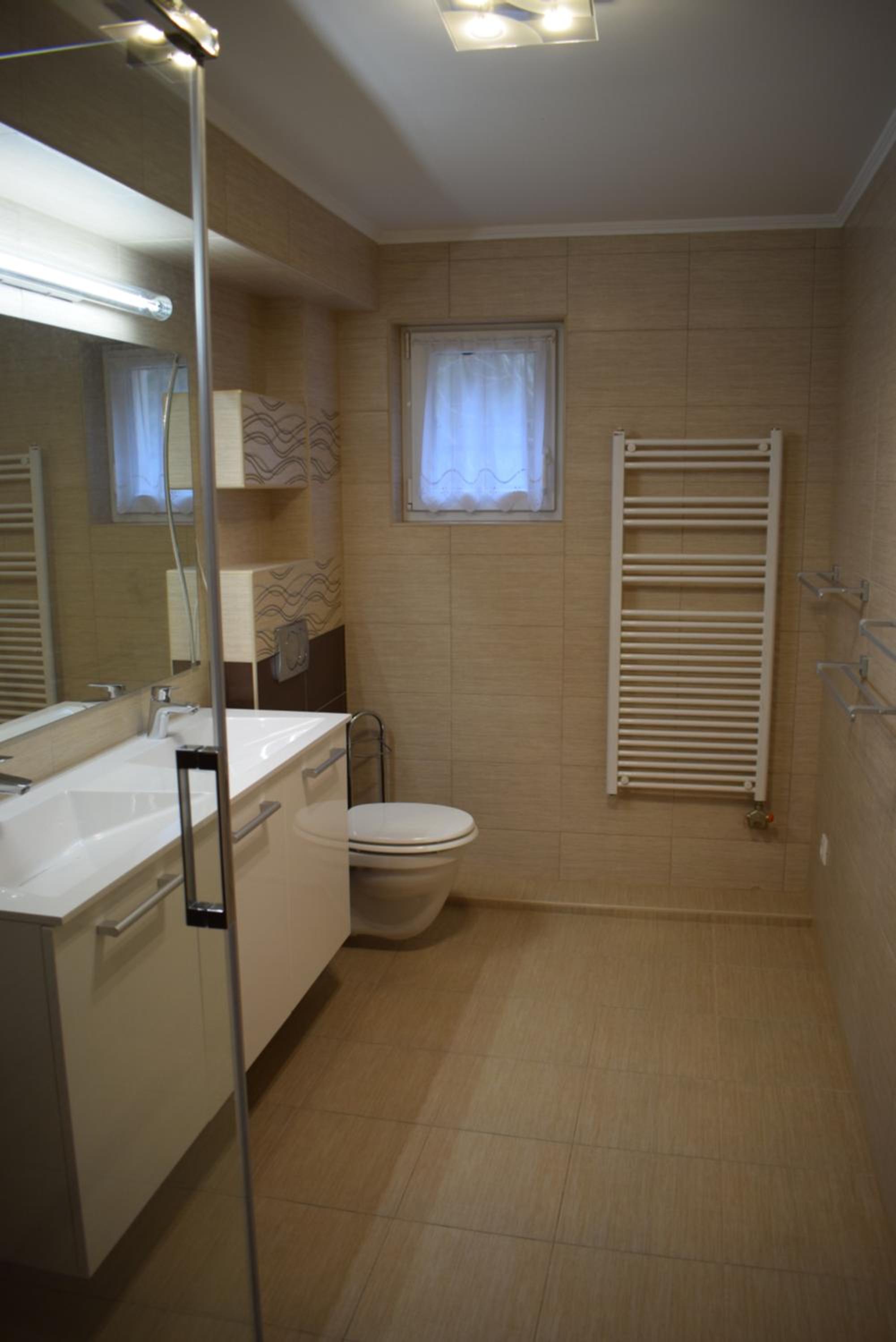 Three-Bedroom Apartment photo 2