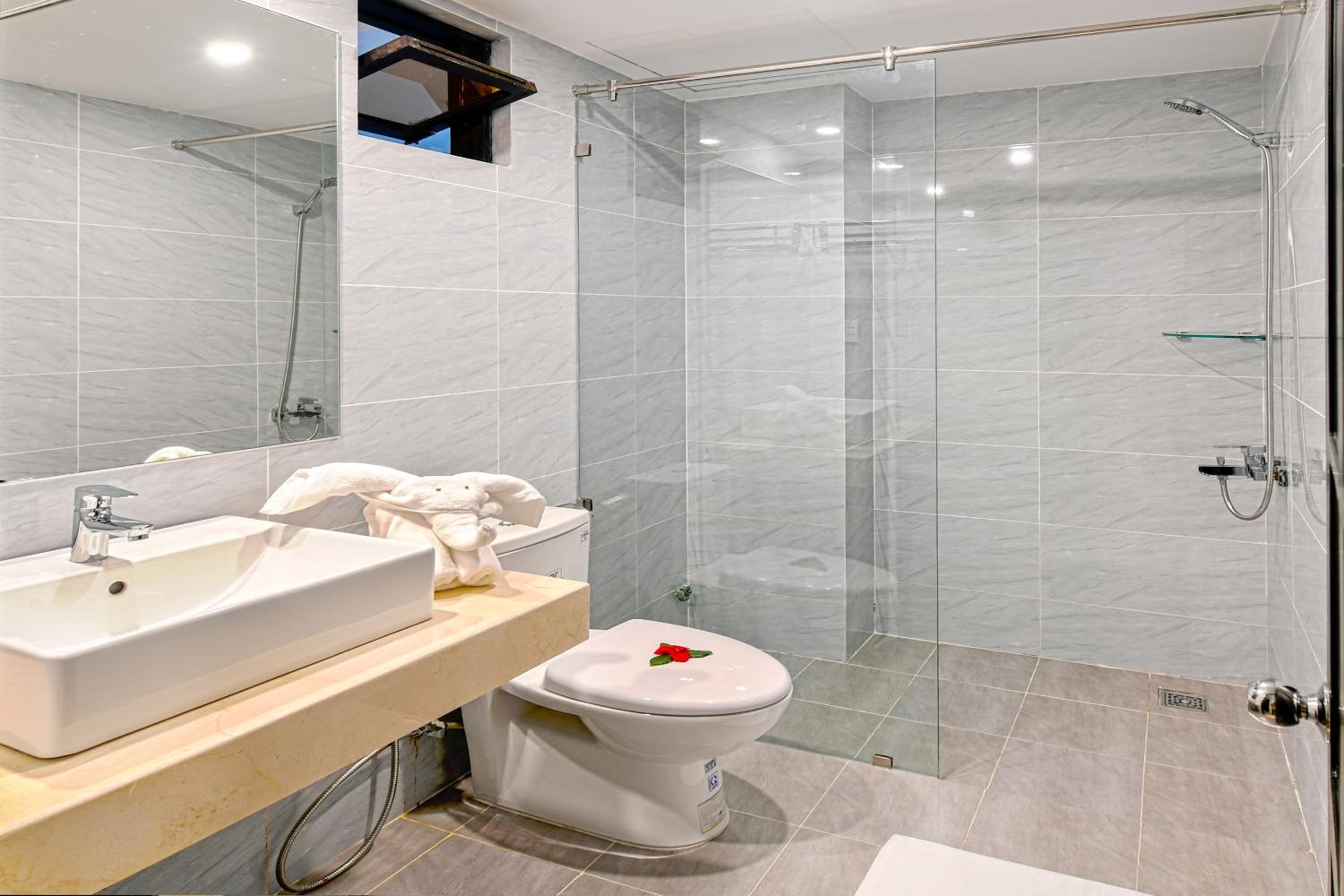 Deluxe Double Room - Photo 7