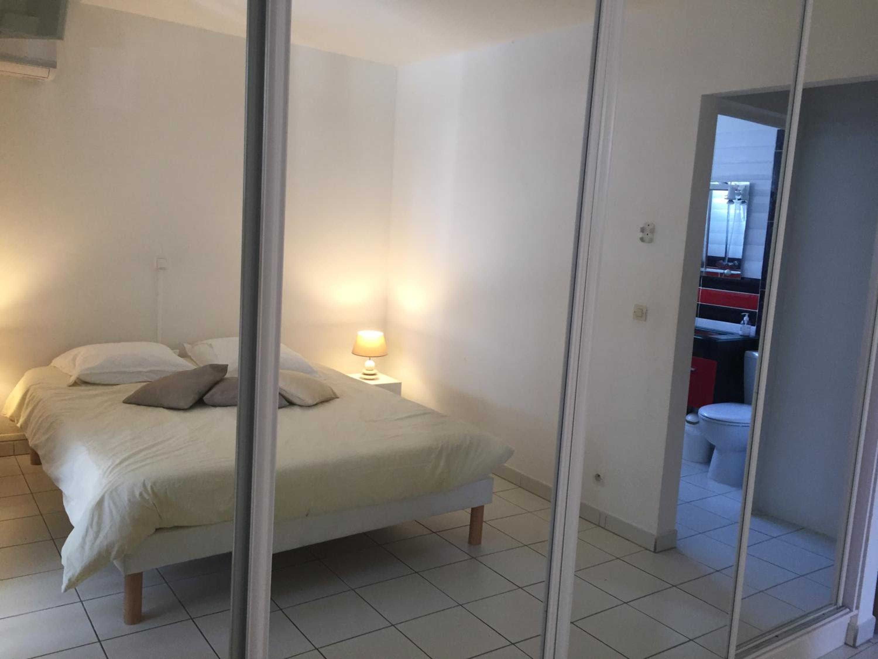 Studio Apartment with Sea View photo 1