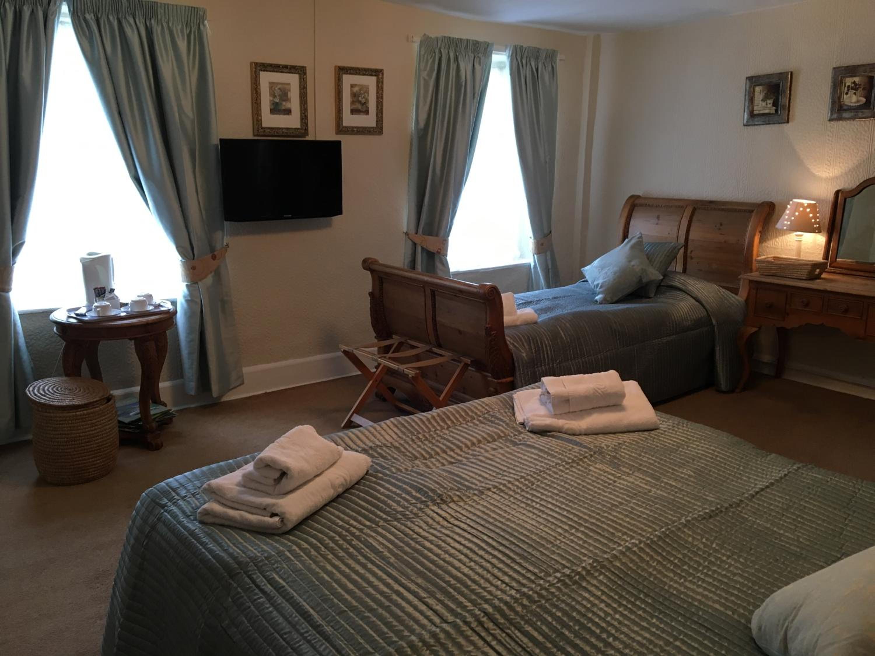 Family Room - Photo 9
