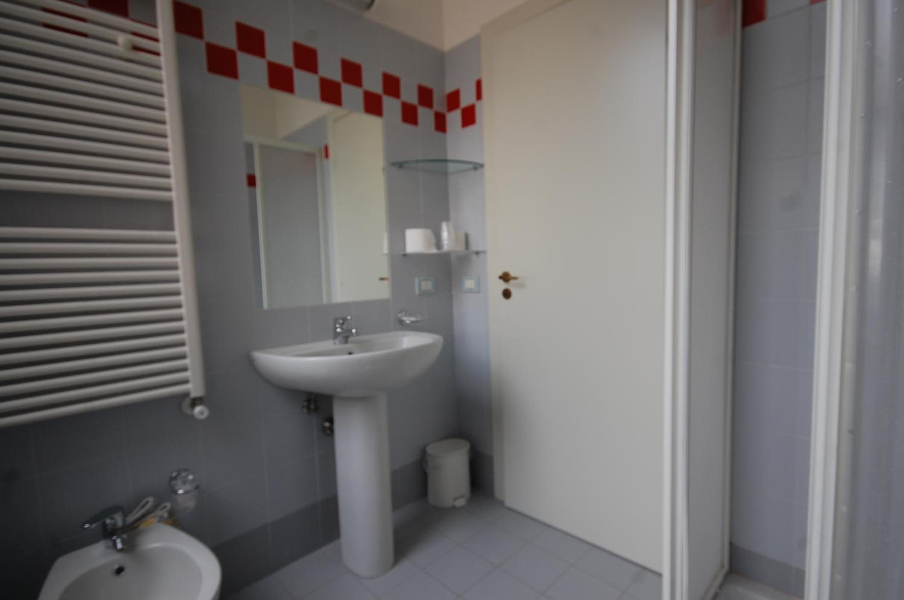 Triple Room - Photo 5
