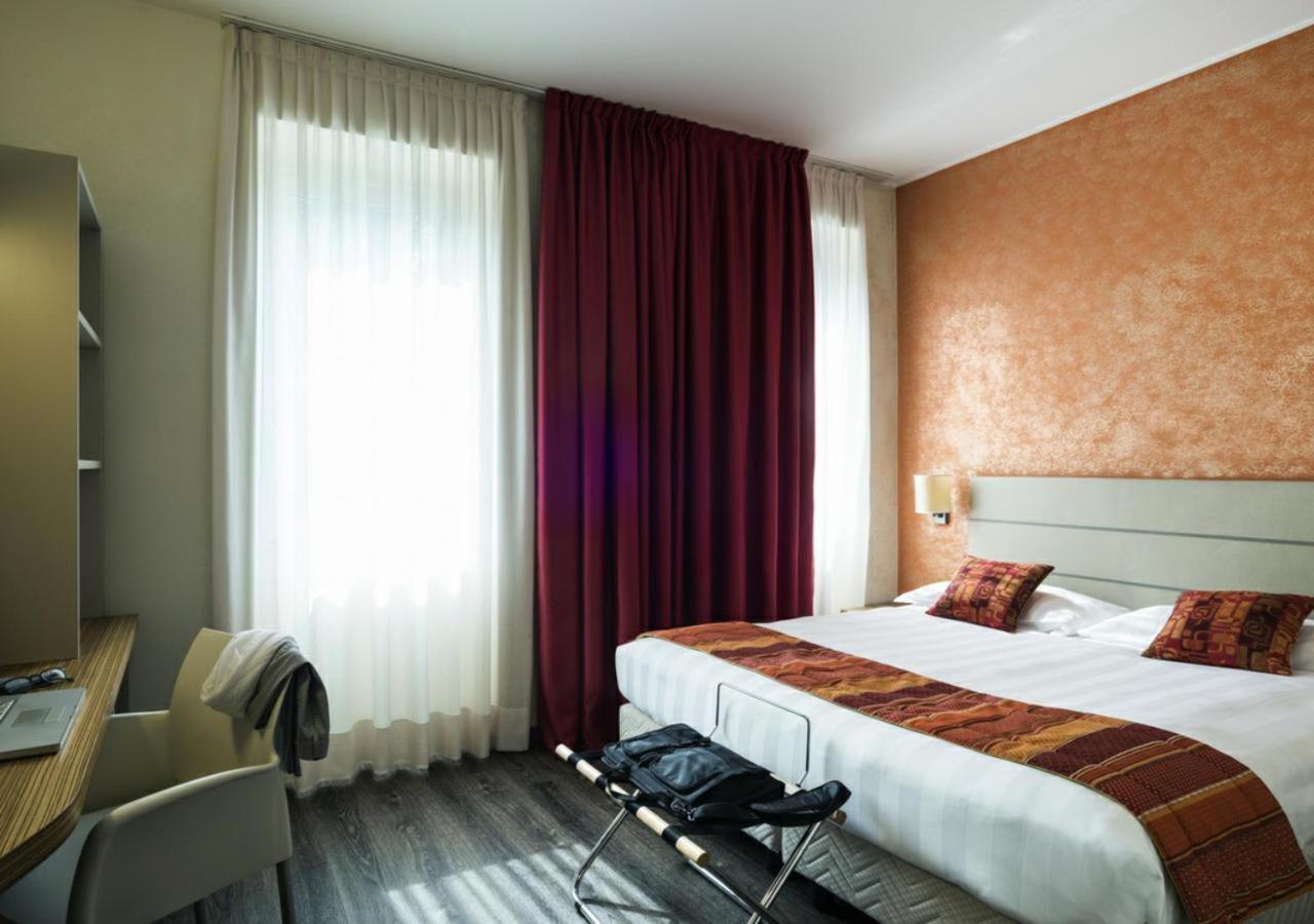 Standard Double Room - Photo 2