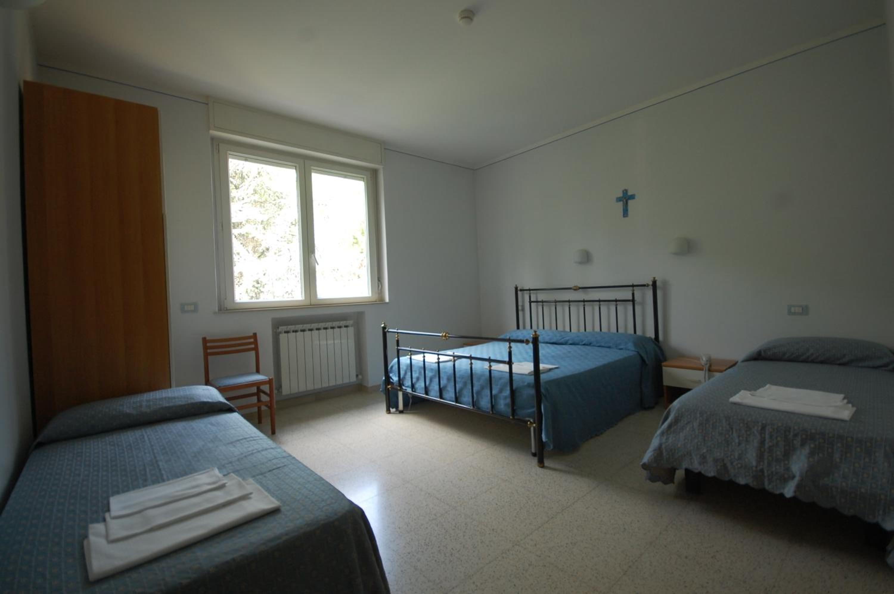 Quadruple Room - Photo 2
