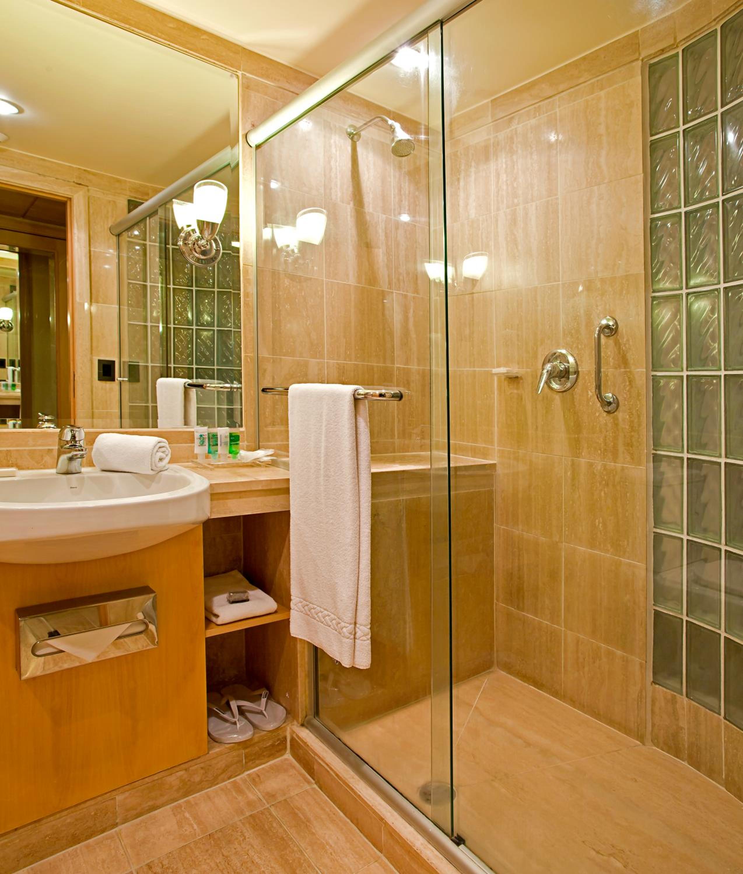 Deluxe Room with Park View thumbnail 5