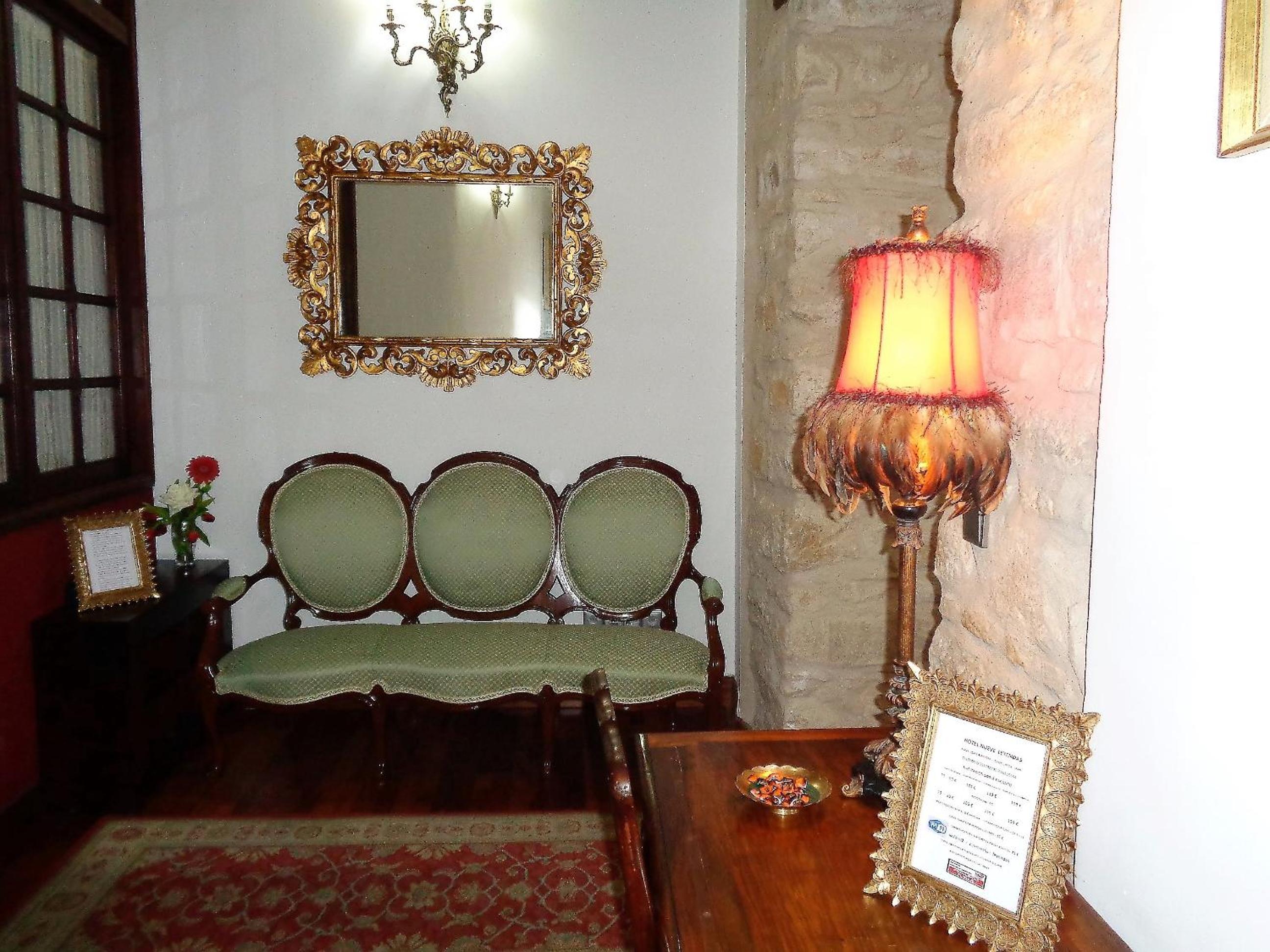 Charm Double Room - Photo 3