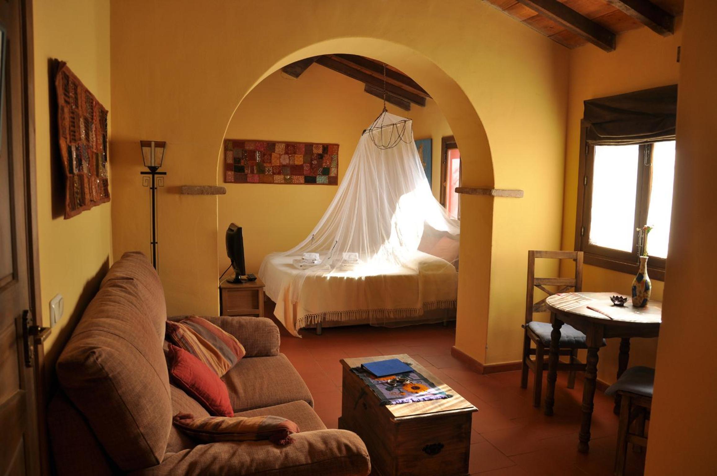Double or Twin Room photo 3