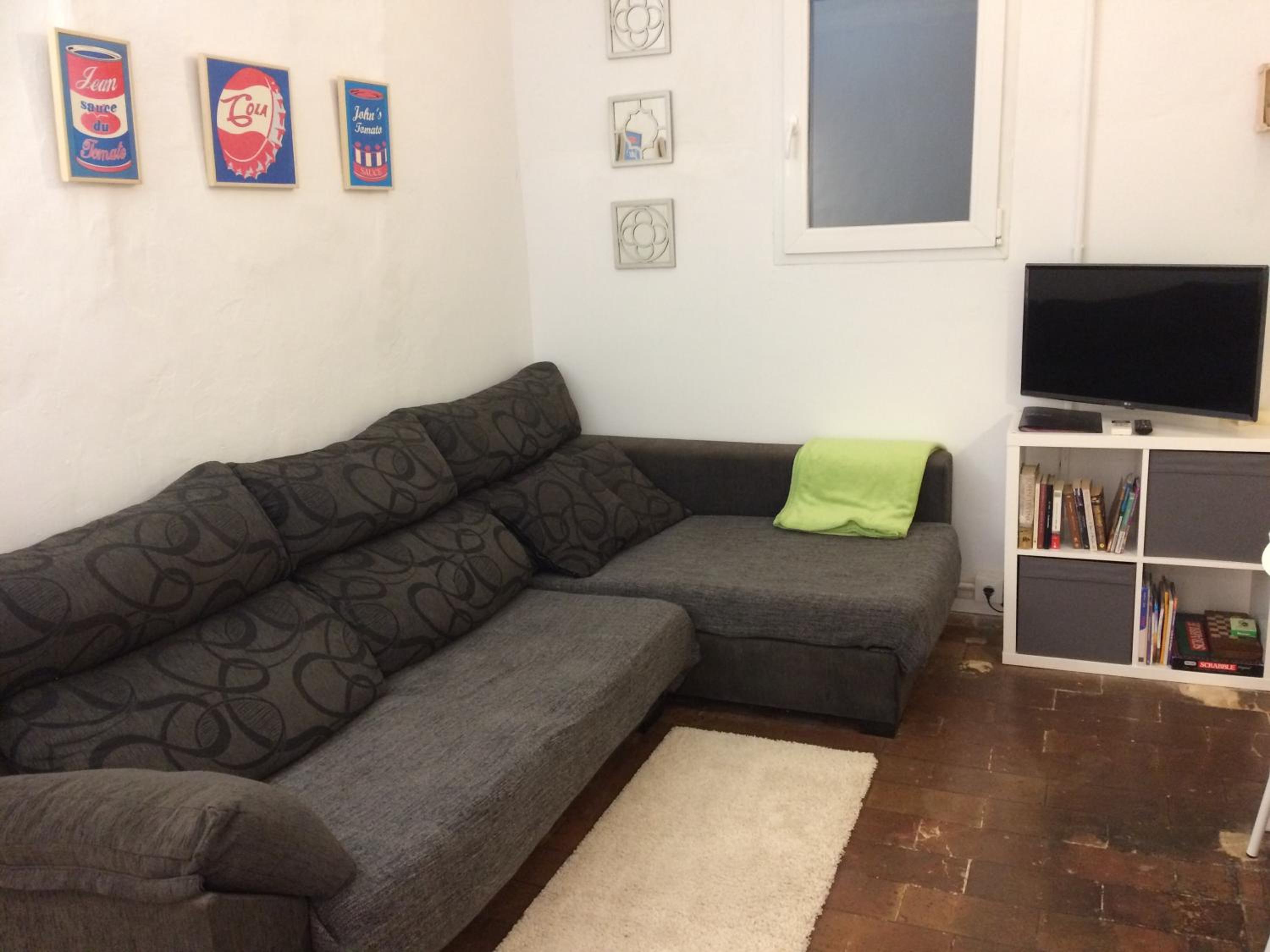 Apartamento con Terraza (Decoración Moderna)