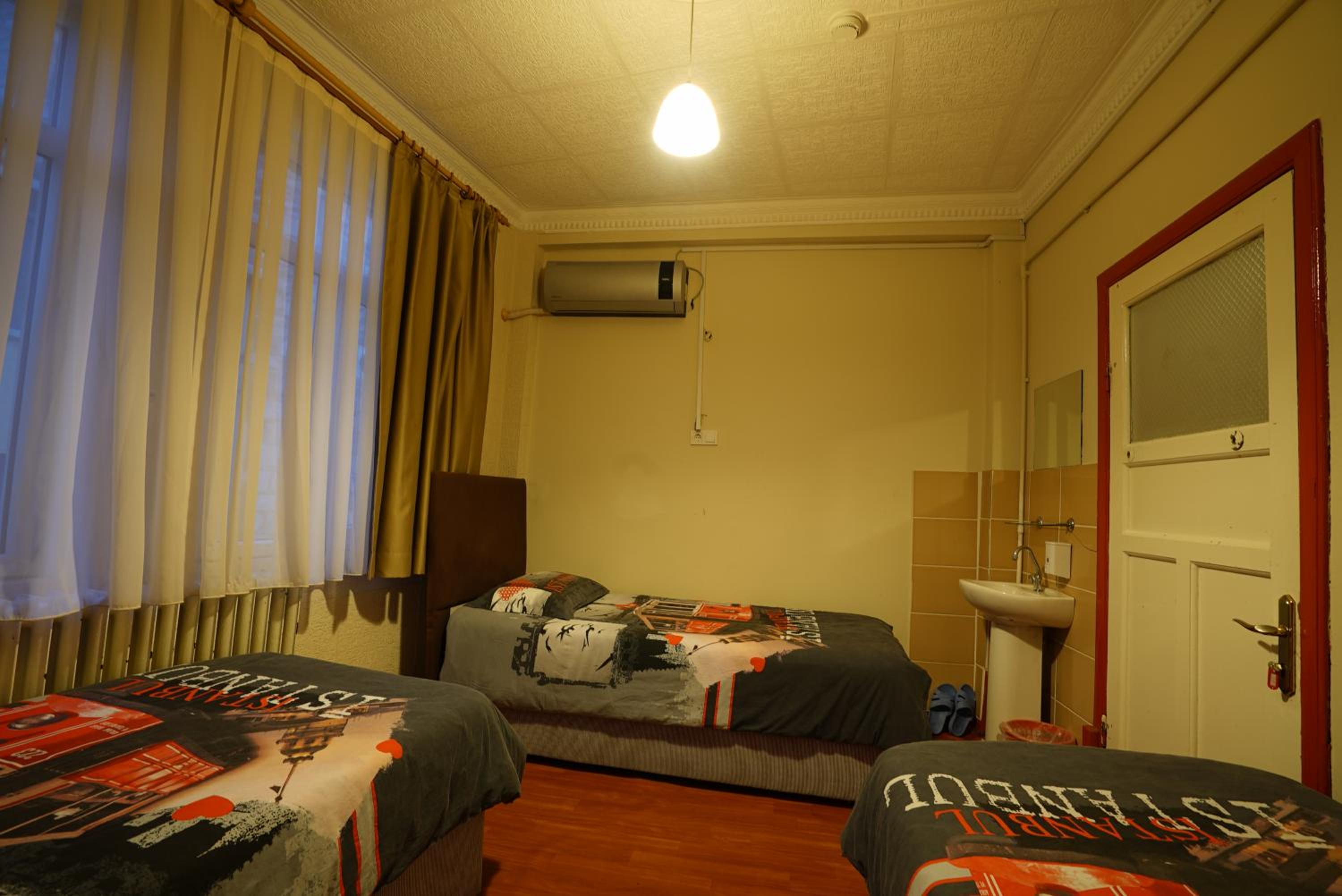 Single Bed in Female Dormitory Room photo 3