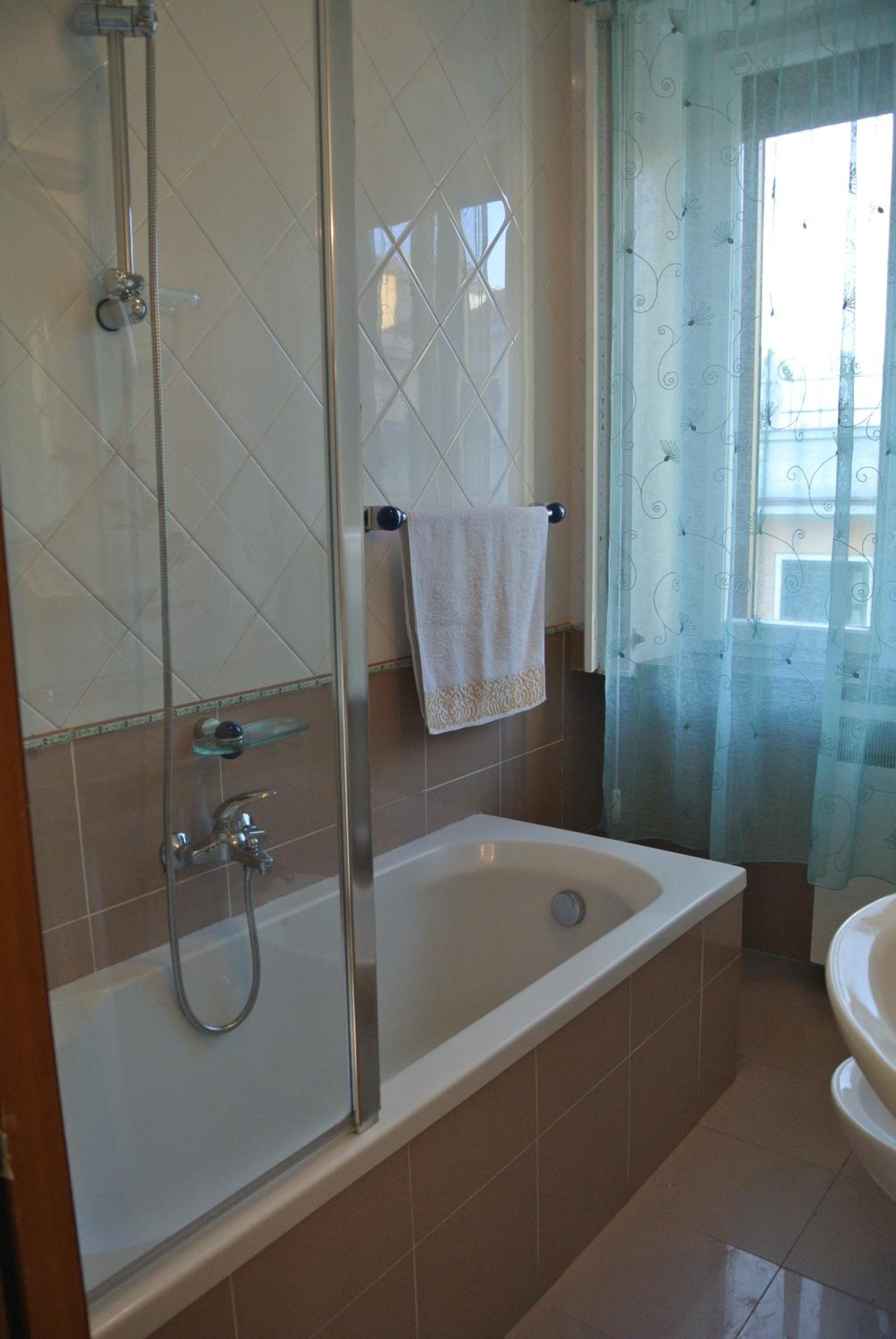 Apartment - Fifth Floor - Photo 18