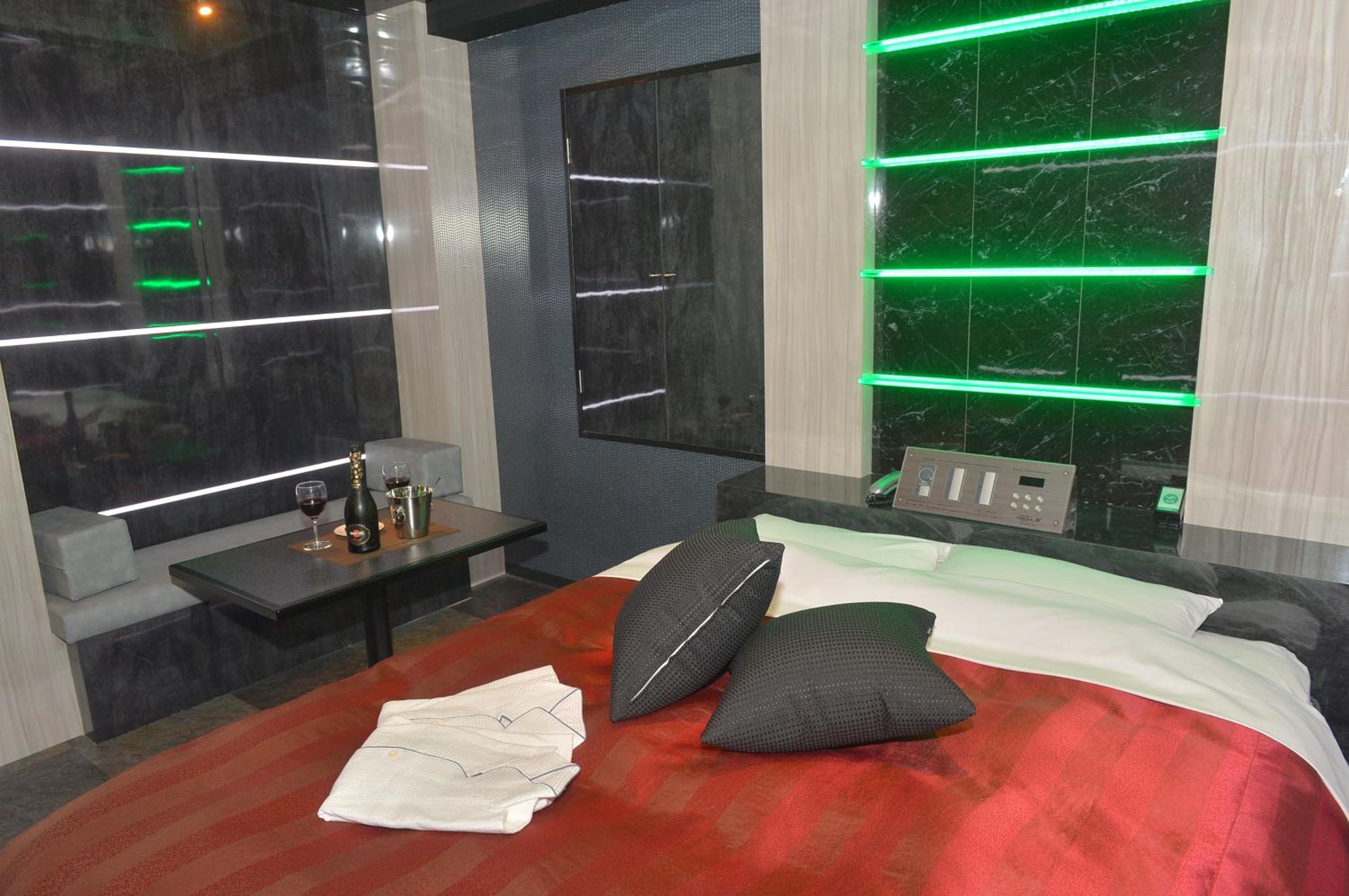 Deluxe Double Room - Photo 2