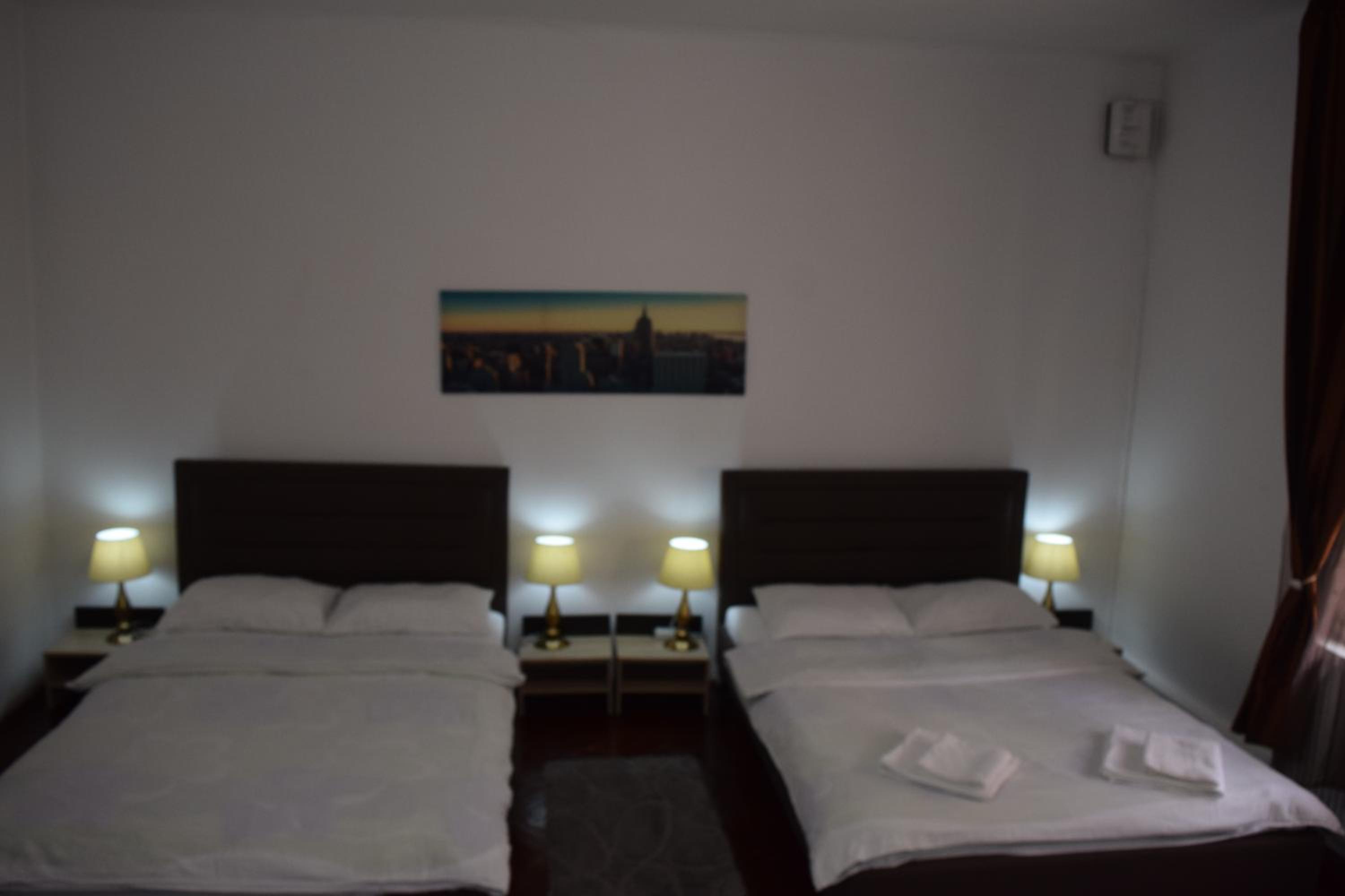 One-Bedroom Apartment - Photo 7