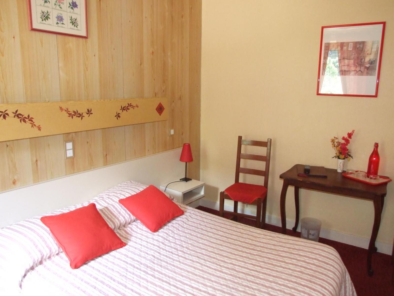 Triple Room - Photo 5