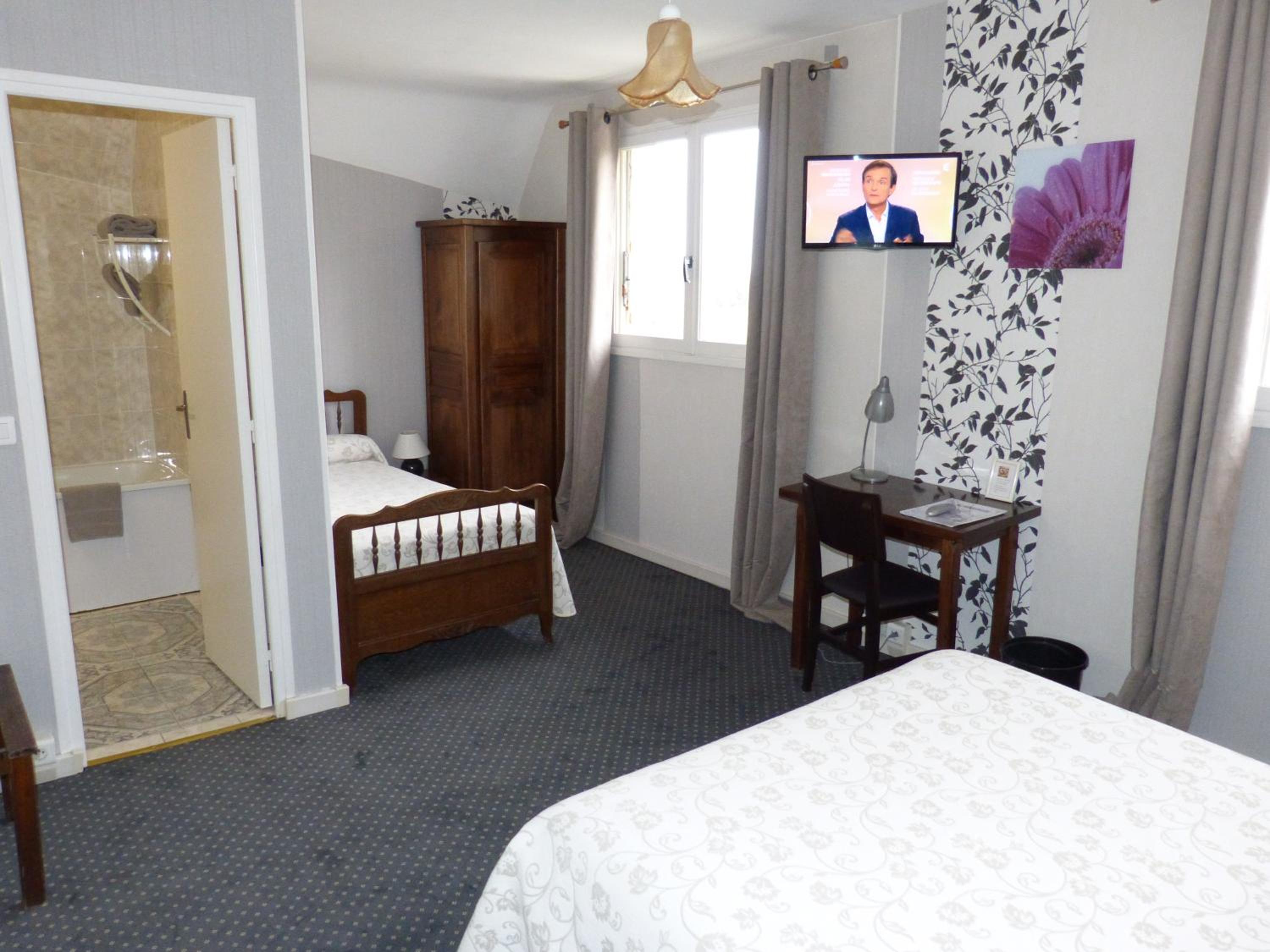 Double Room with Garden View photo 2