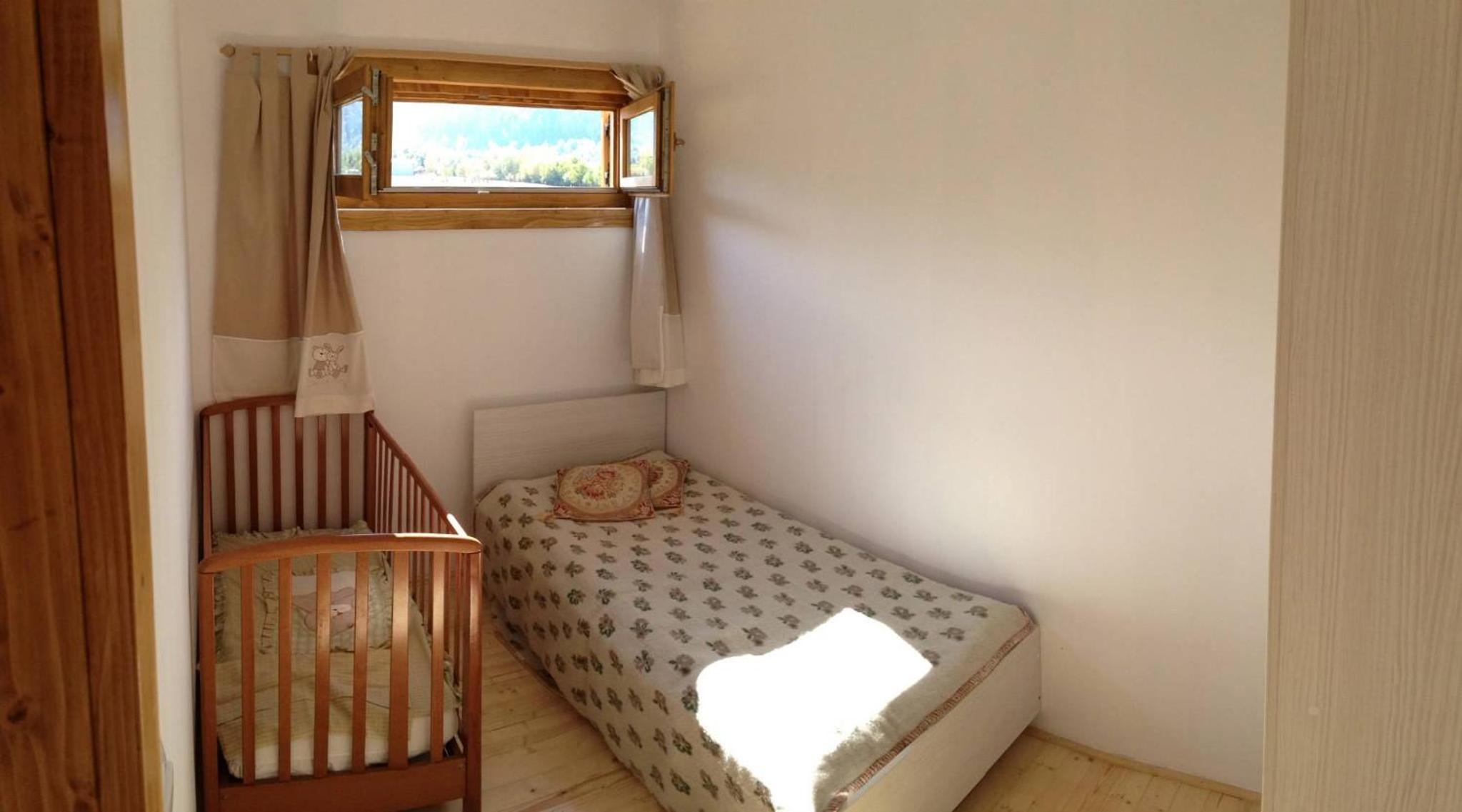 Four-Bedroom House photo 1