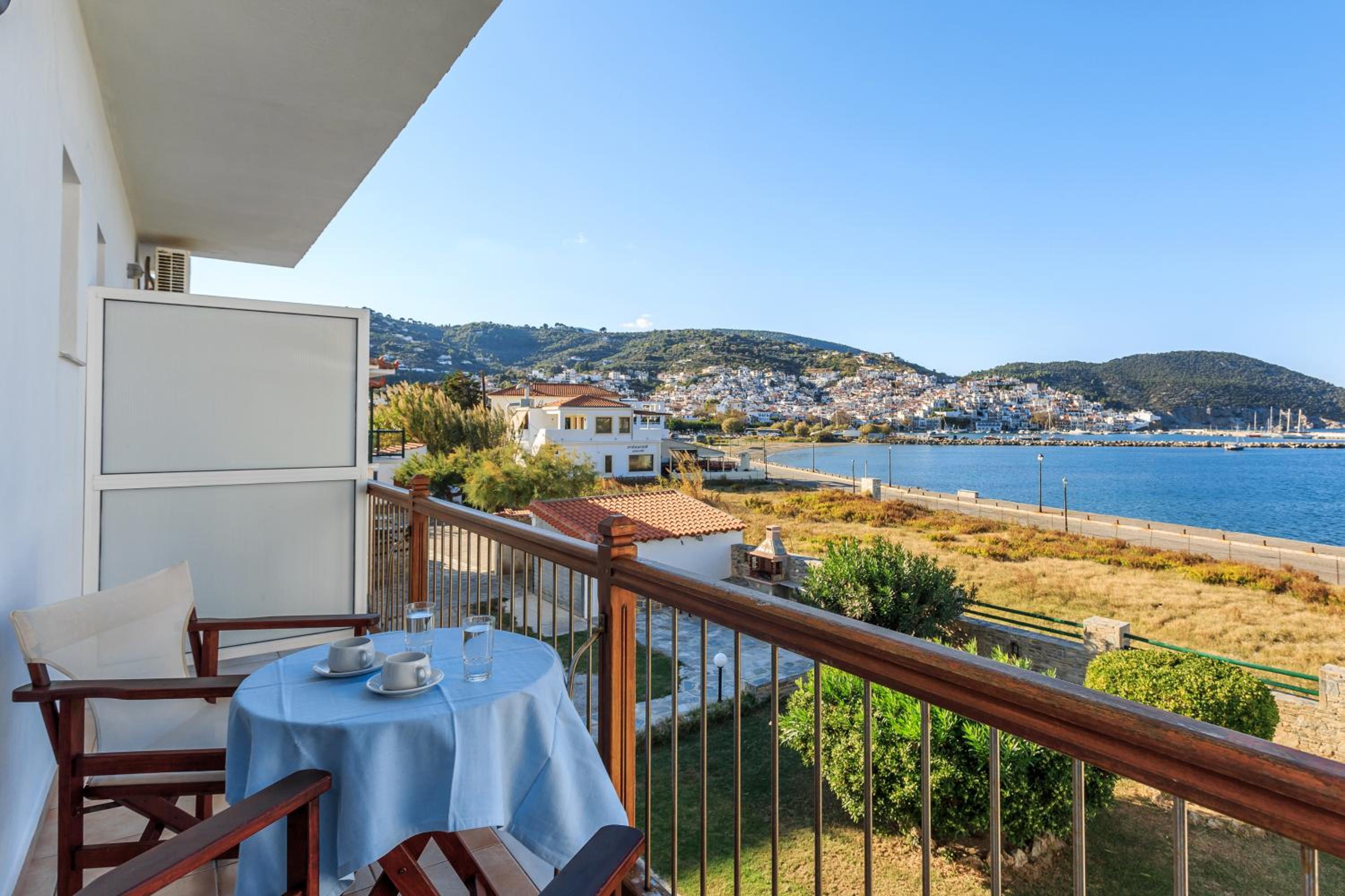 Studio with Sea View