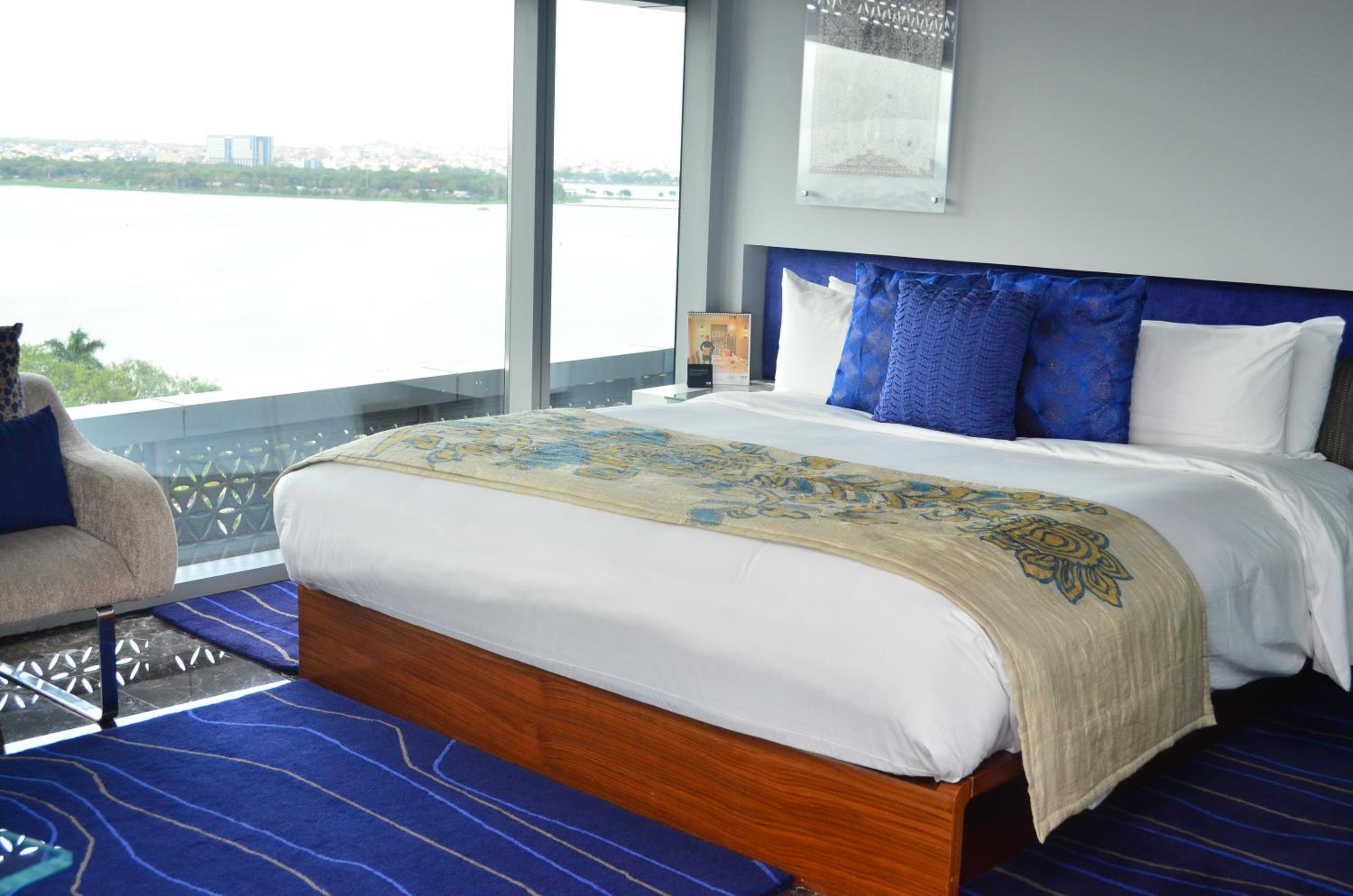 Residence Room (20% off on session of Spa ,15% Off on Laundry service ,Complimentary Welcome Drink on arrival) Residence Room (20% off on session of Spa ,15% Off on Laundry service ,Complimentary Welcome Drink on arrival)