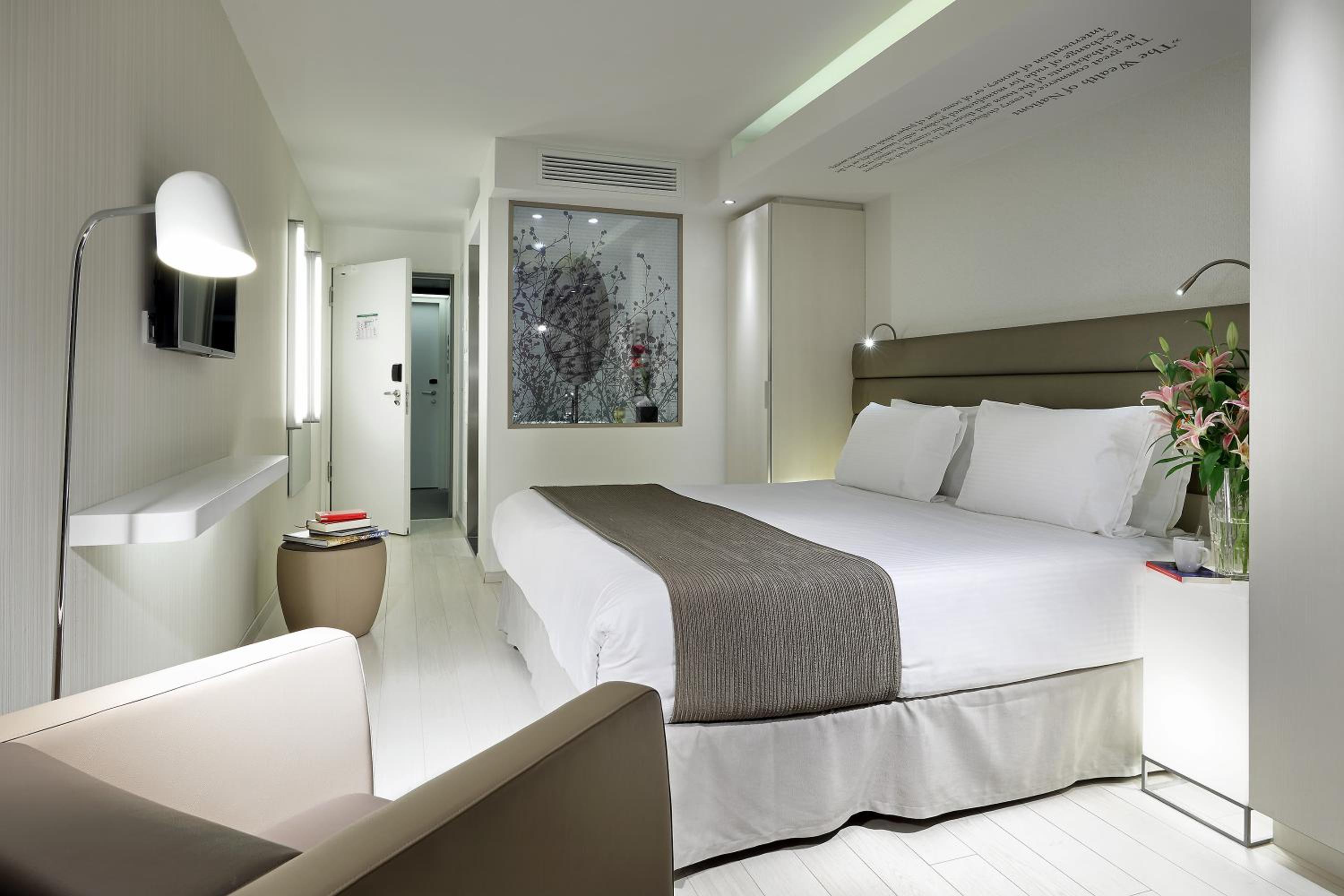 Double Room - Photo 3