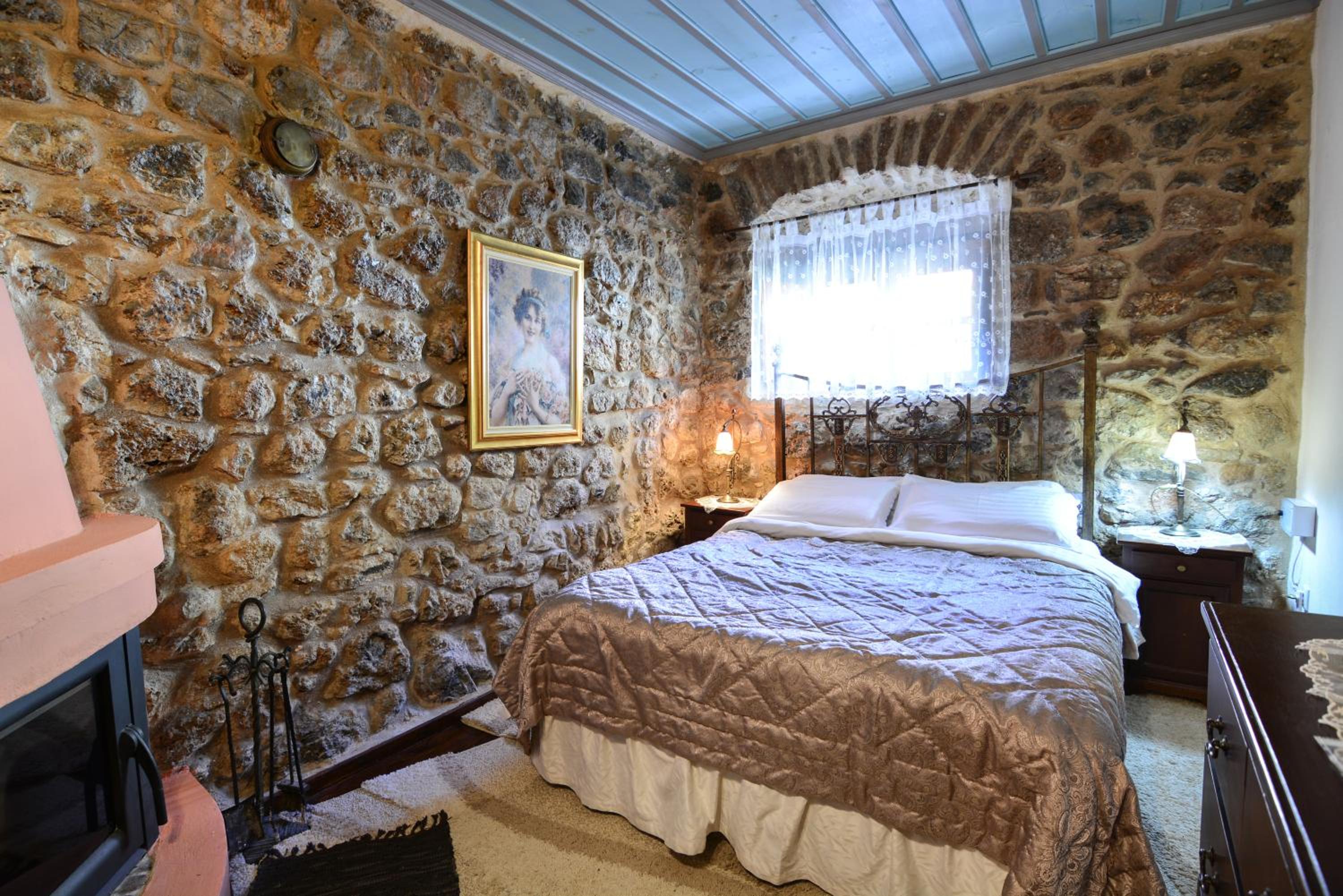 Triple Room with Two Bedrooms