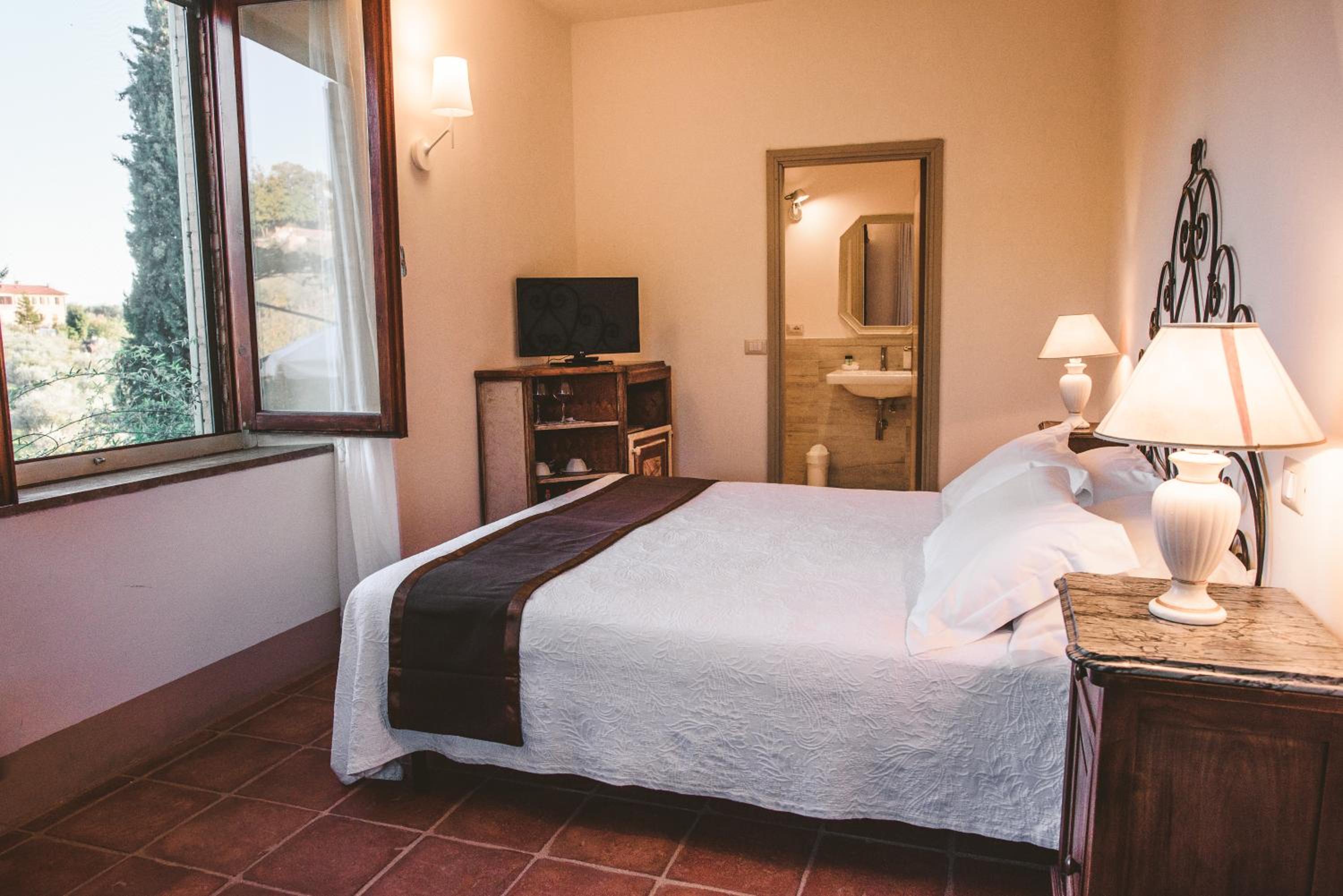 Double Room - Photo 1