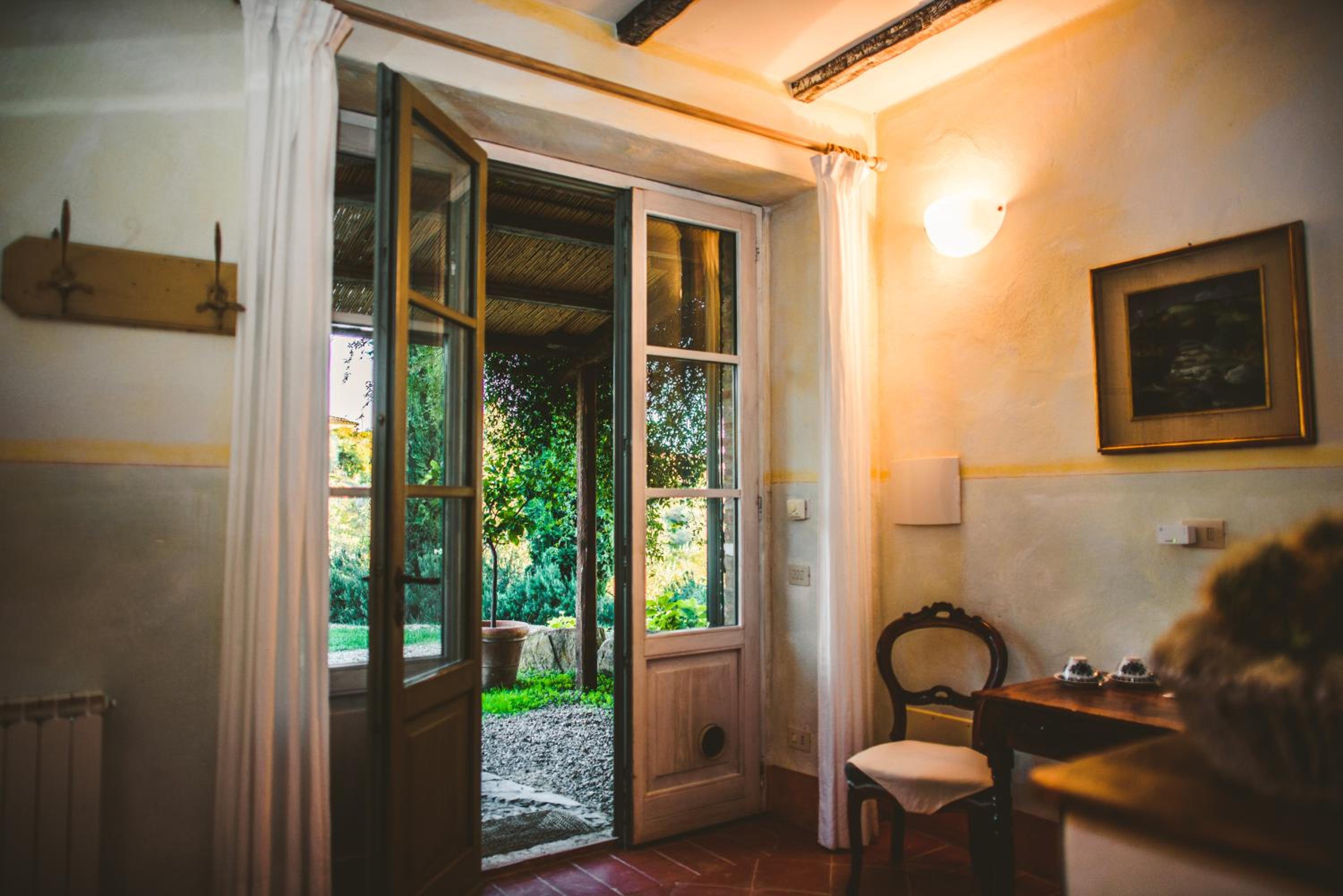 Deluxe Double Room - Photo 6