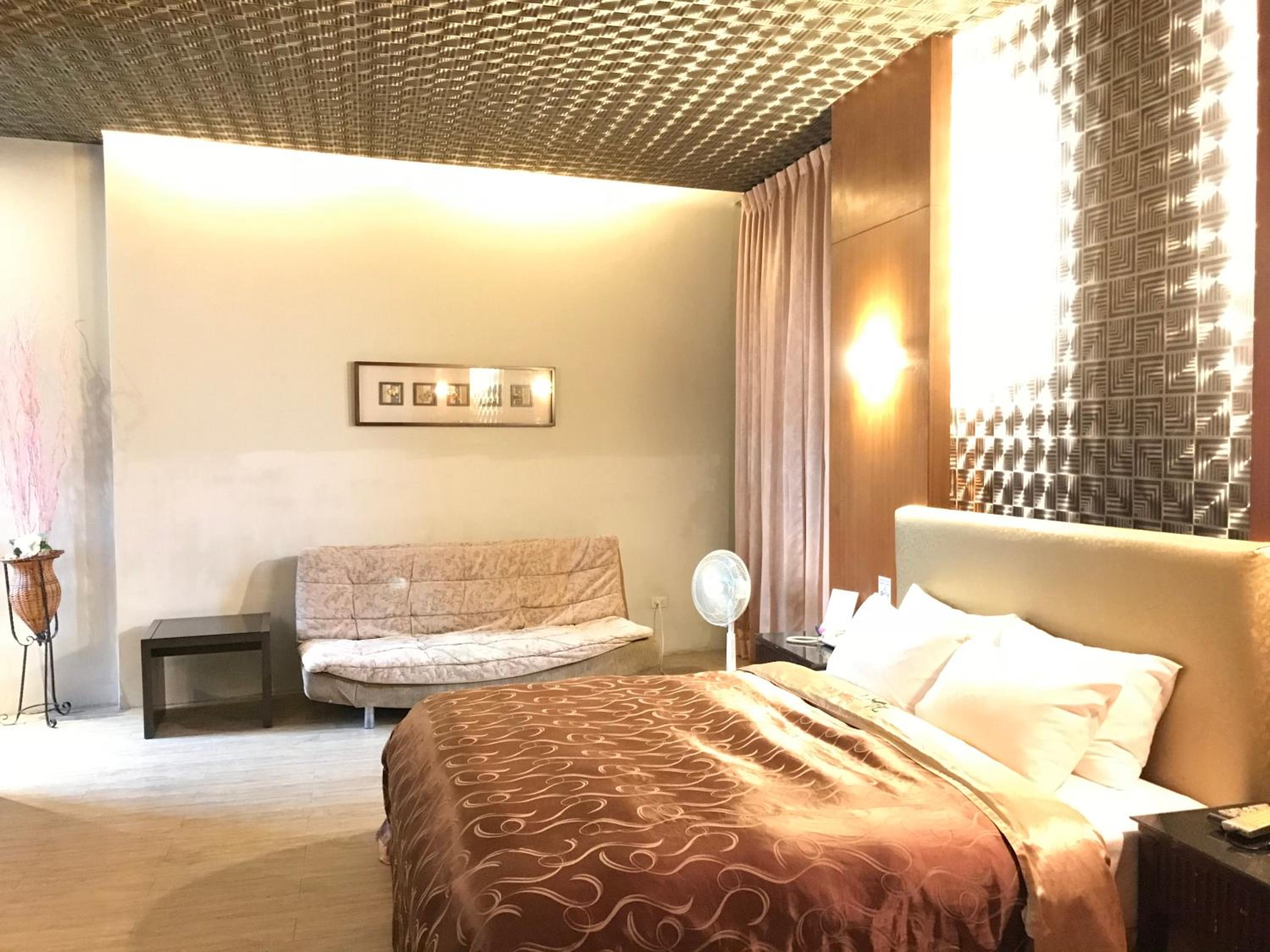 Budget Double Room photo 2