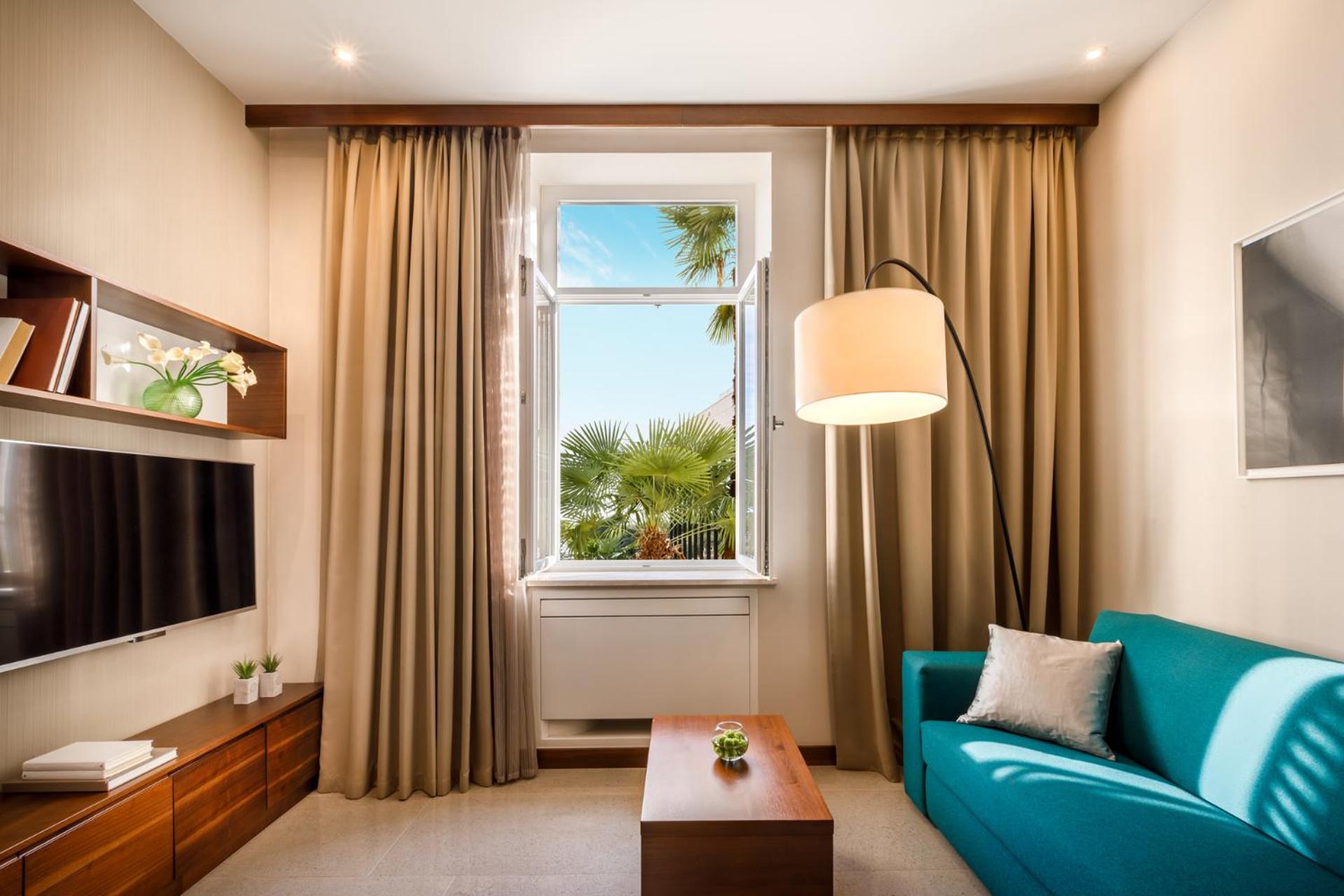 Two-Bedroom Apartment with Balcony - Photo 1