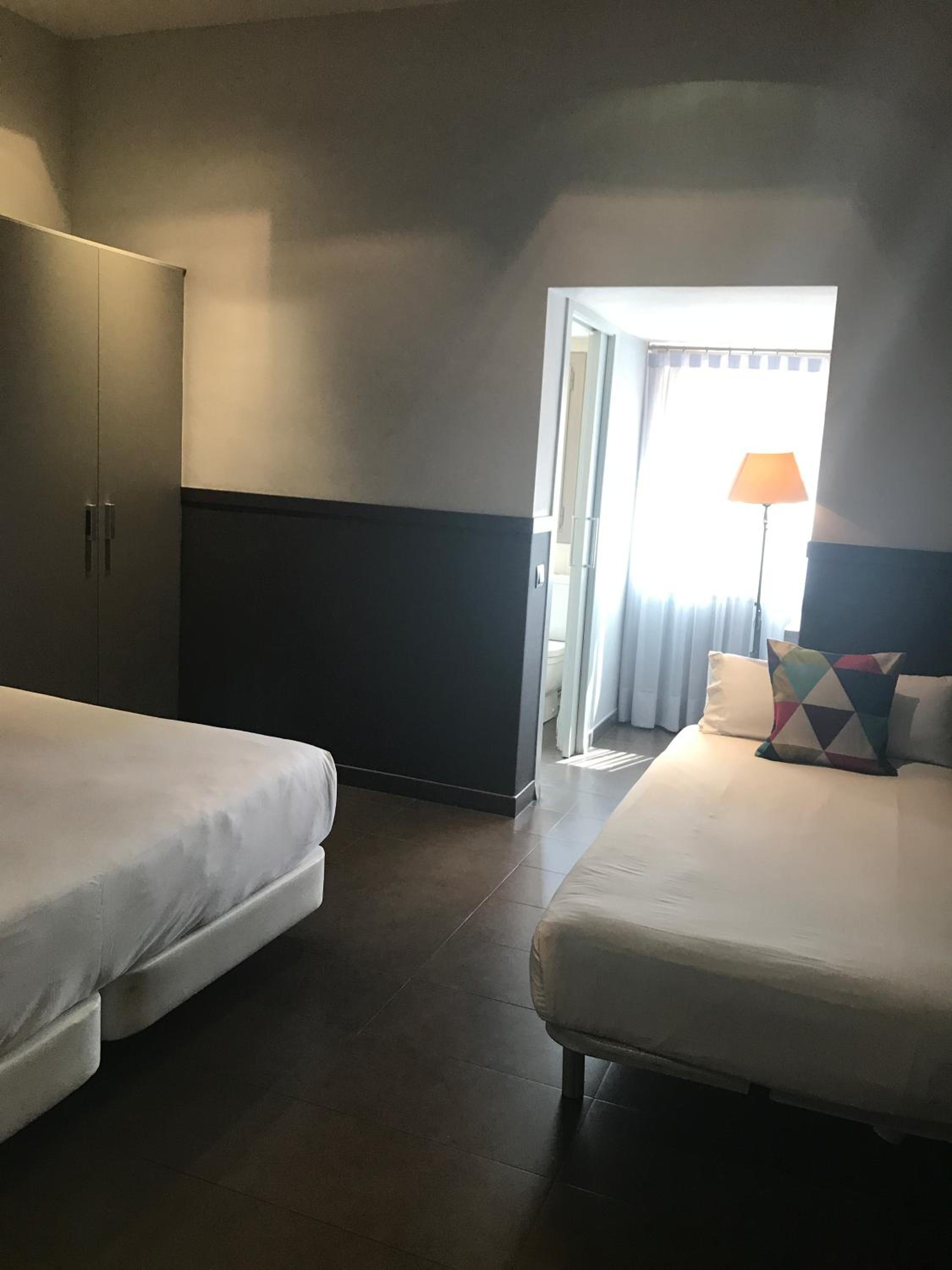 Standard Triple Room photo 2