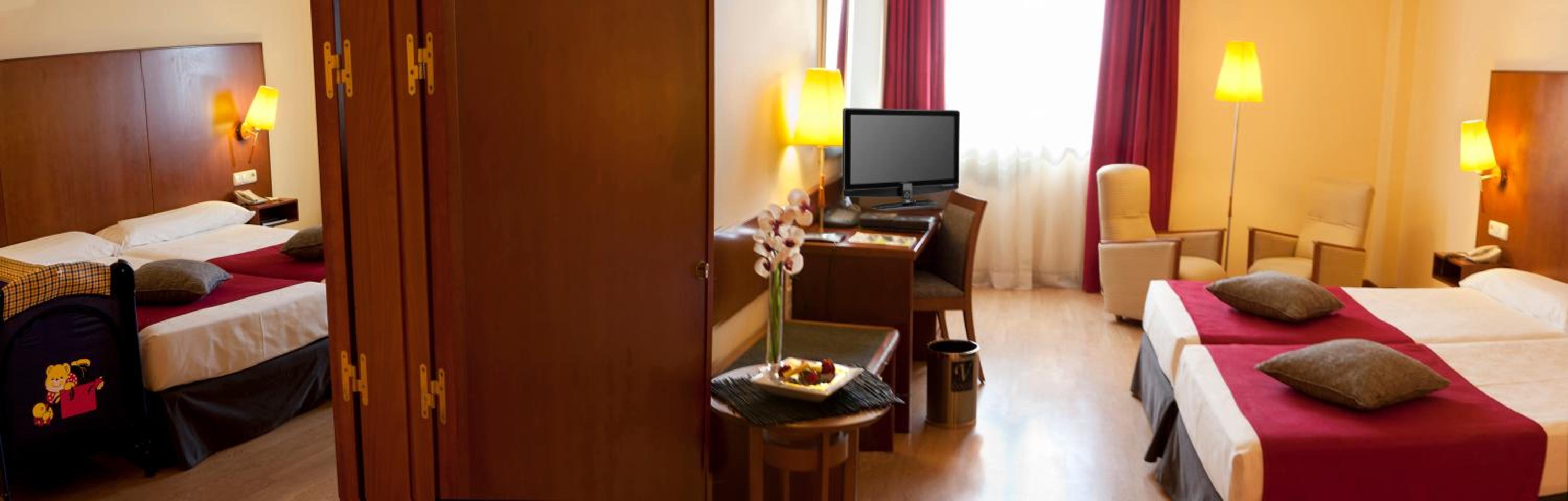 Habitación Familiar (Dos Habitaciones Conectadas)