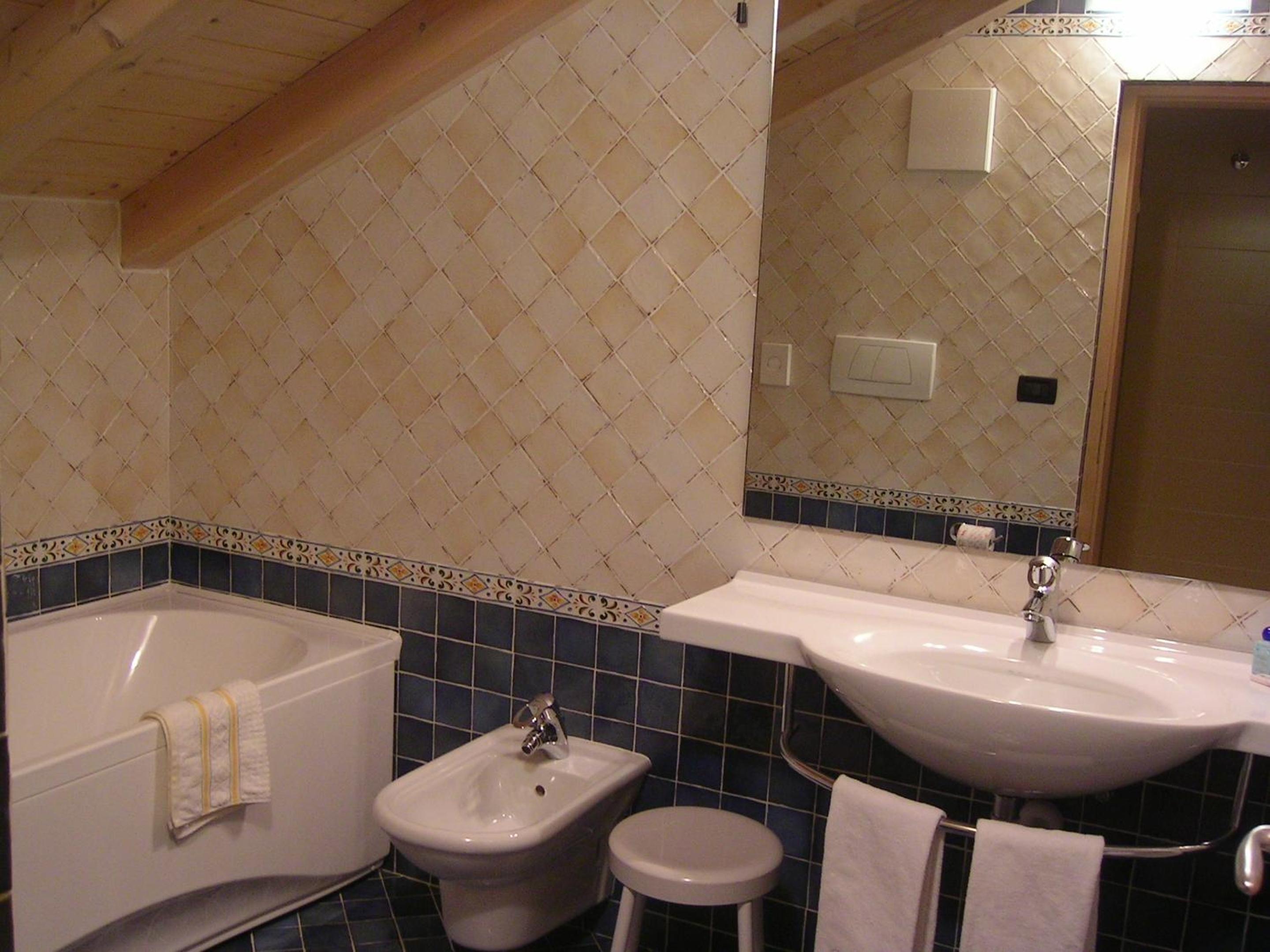 Deluxe Apartment photo 3
