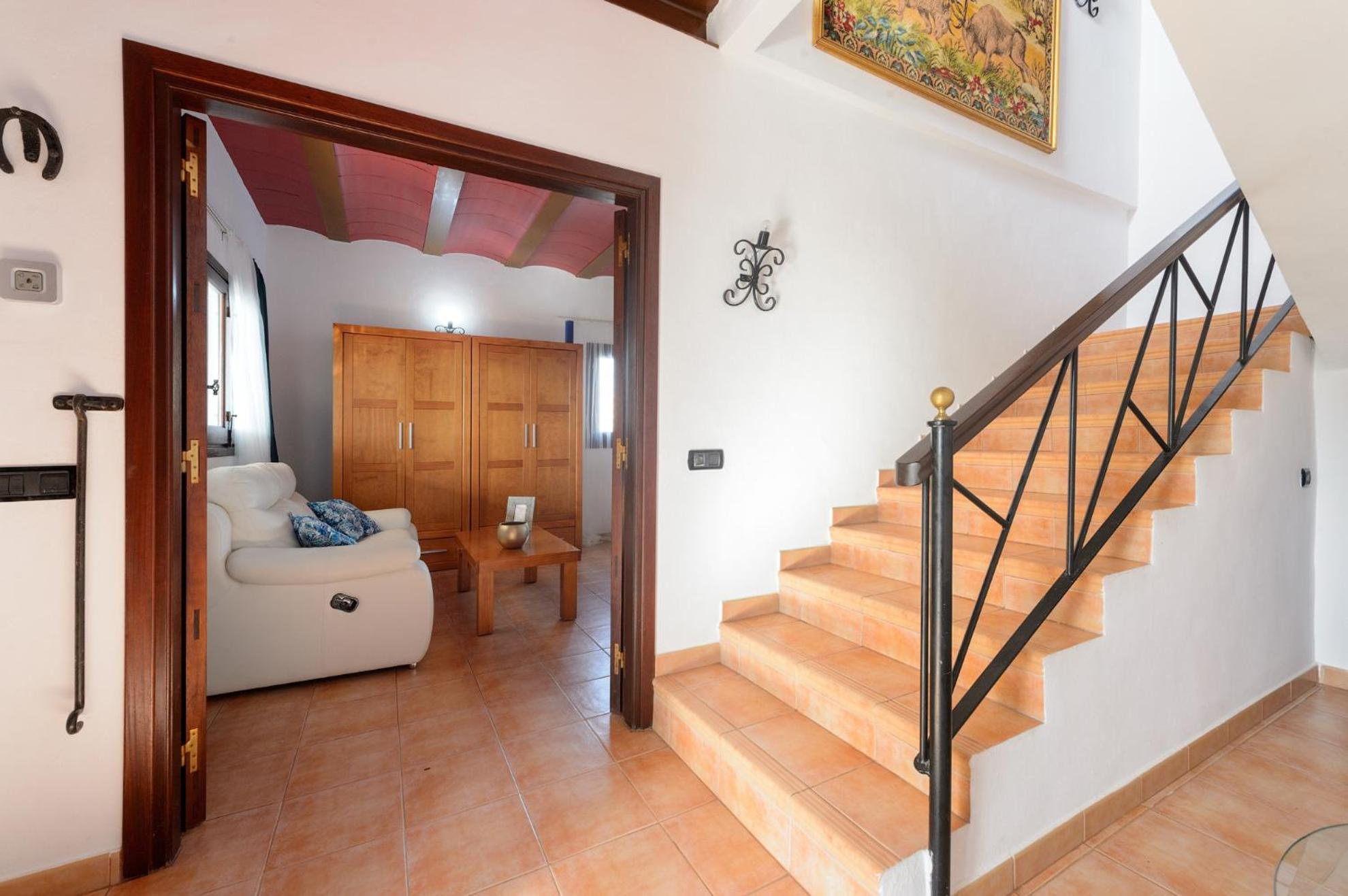 Villa photo 2