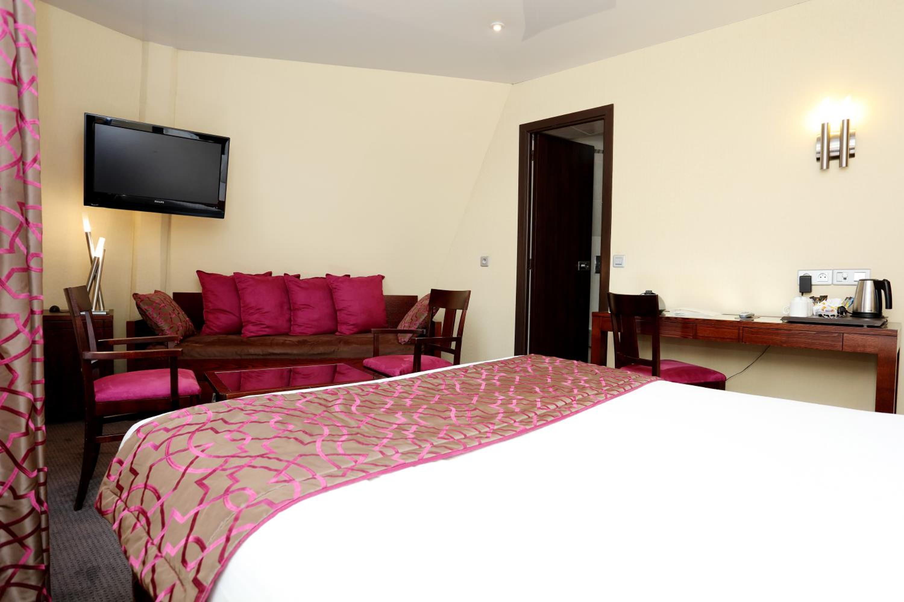 Junior Suite thumbnail 6