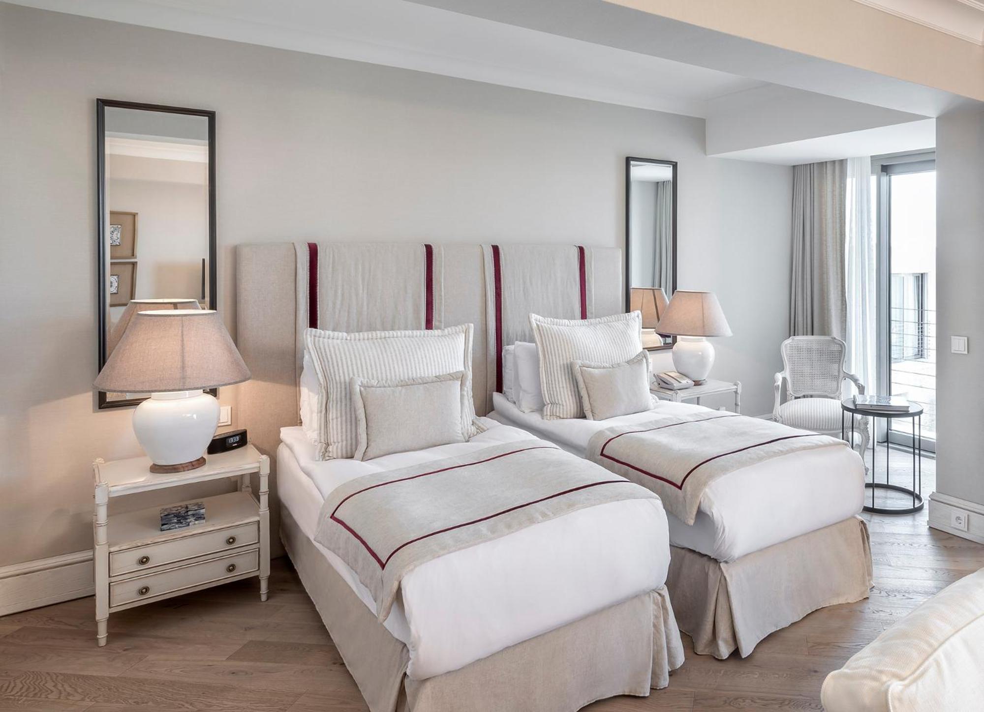 Deluxe Sea View Room photo 2