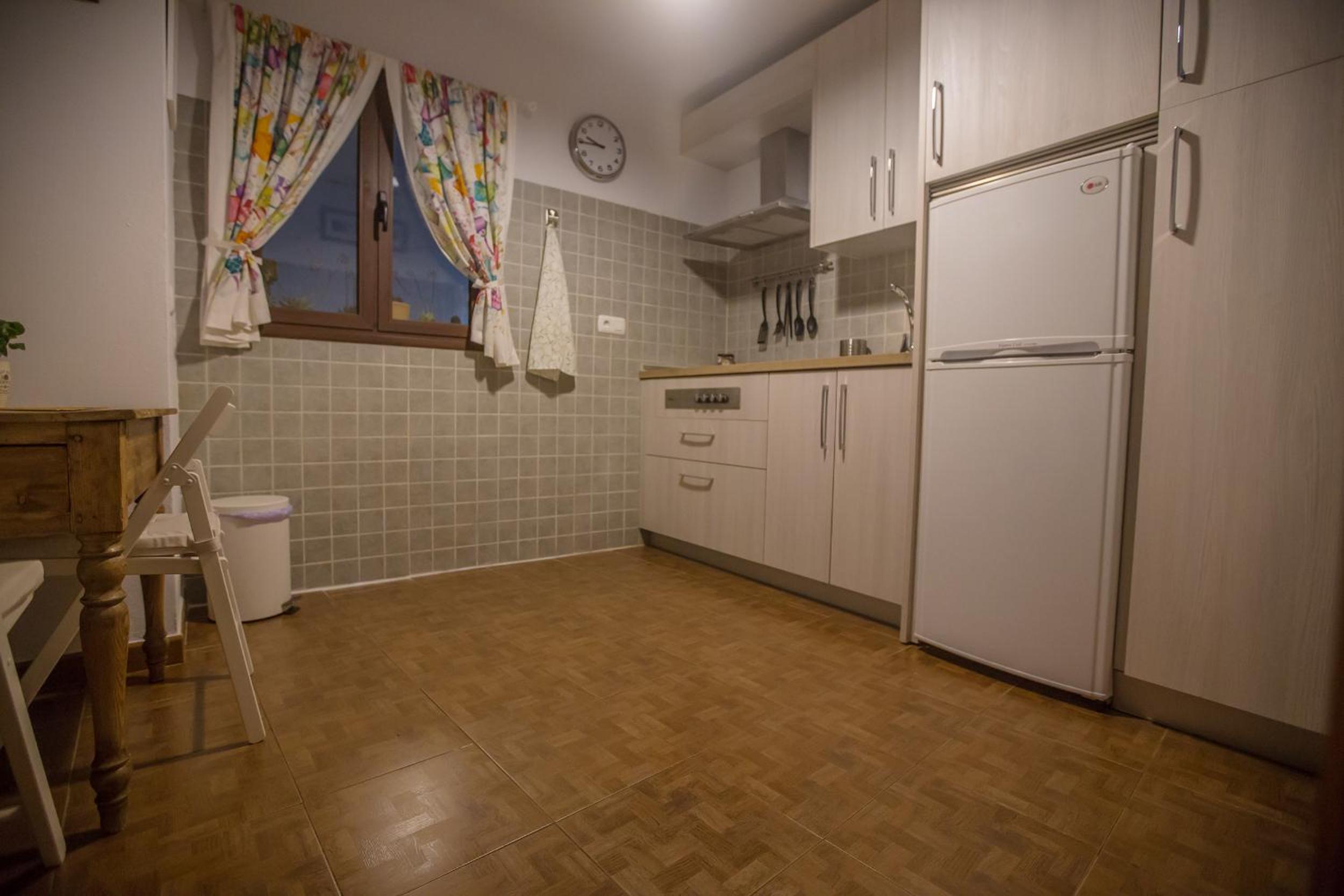 Two-Bedroom Apartment - Photo 27