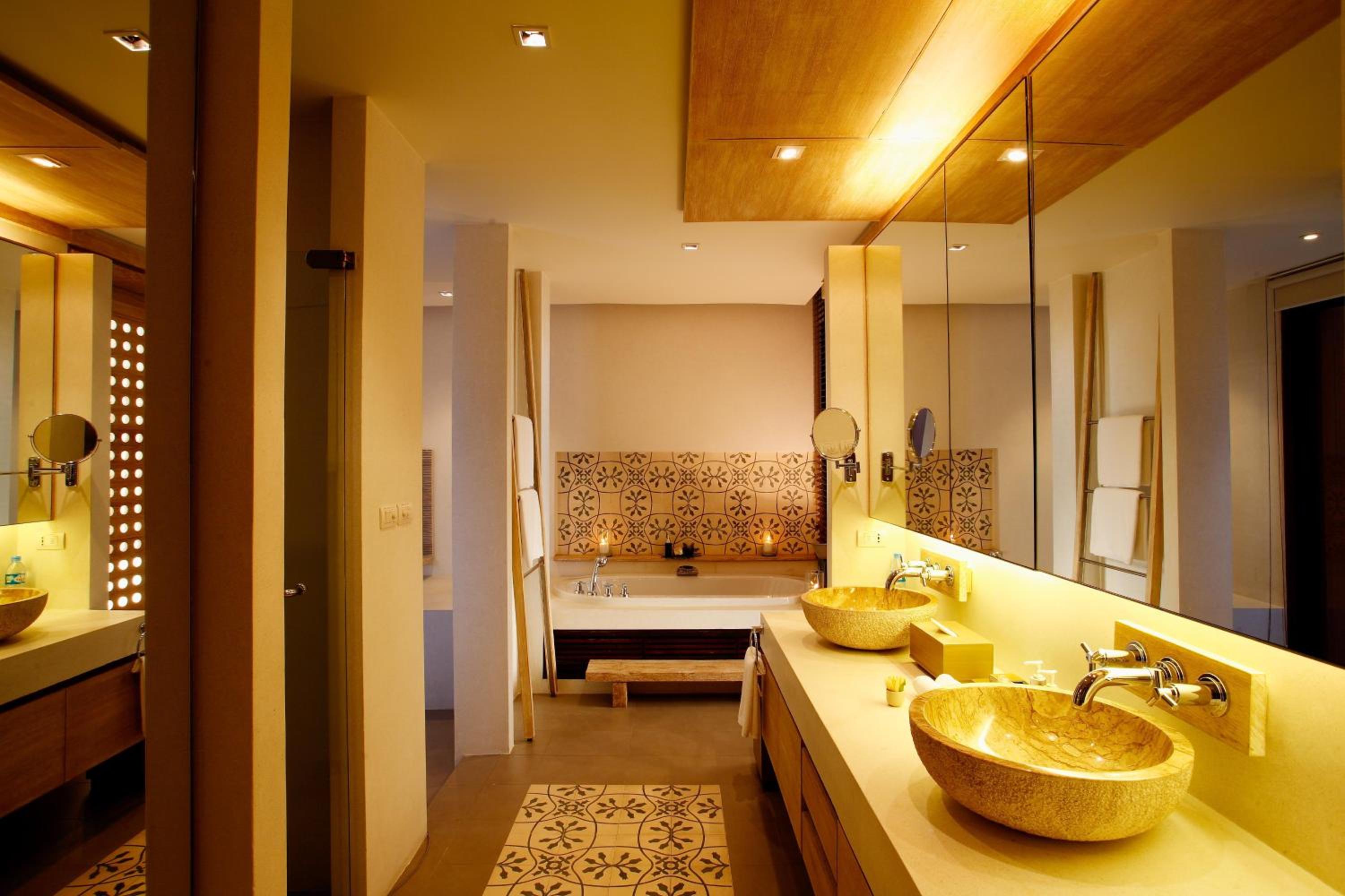 2BR Family Suite Garden View - Photo 2
