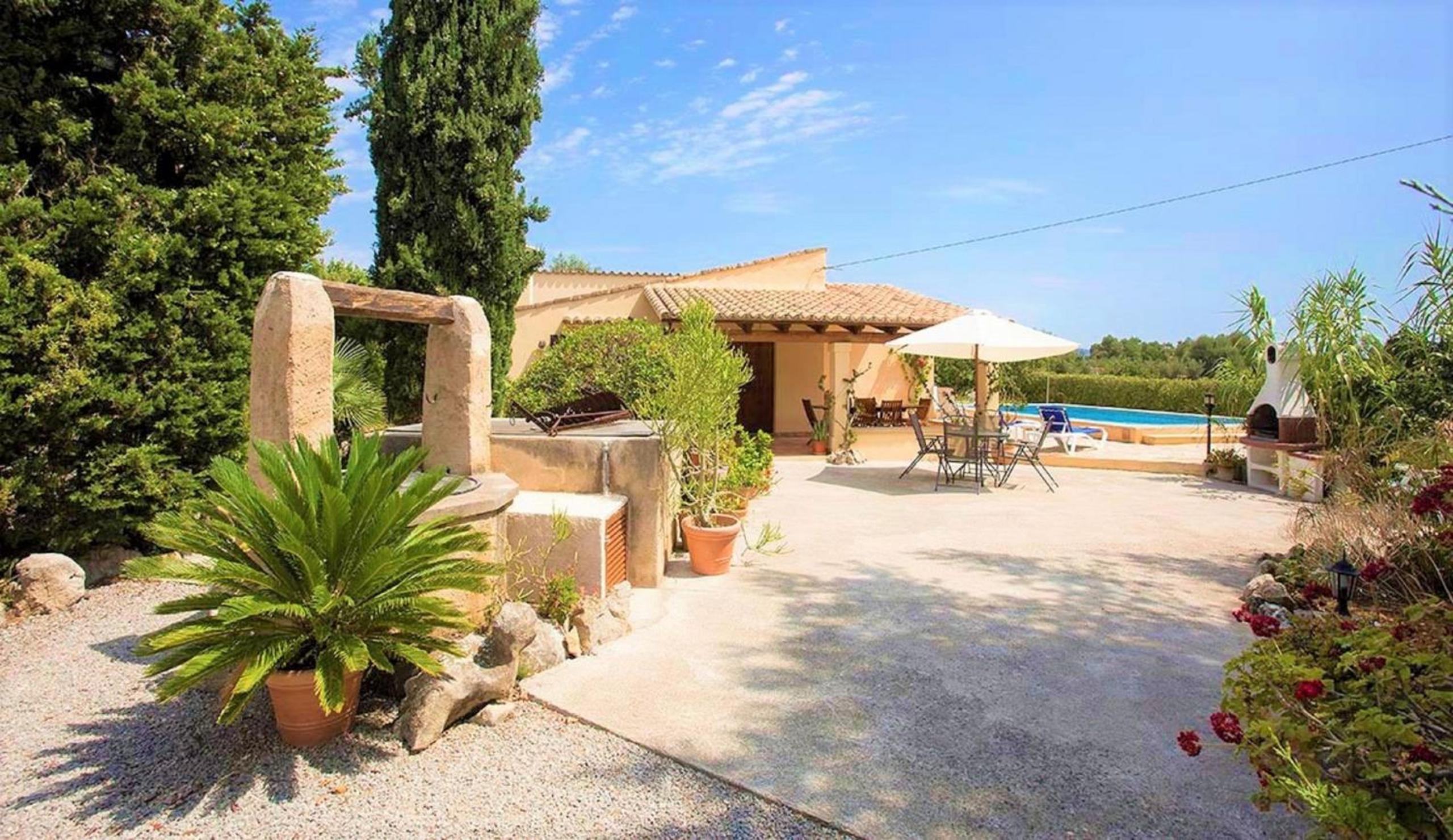 Villa de Tres Habitaciones
