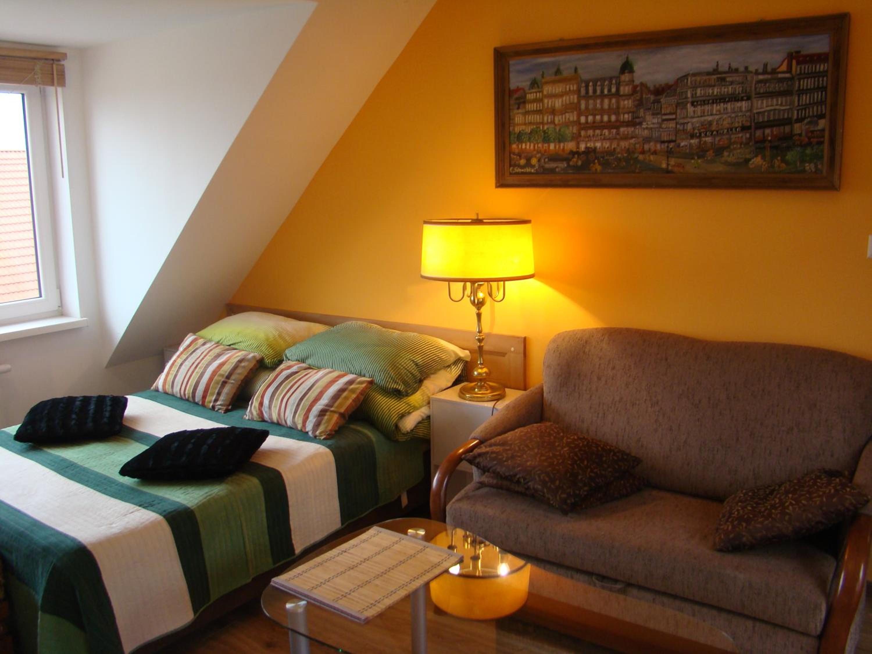 Three-Bedroom Apartment - Photo 32